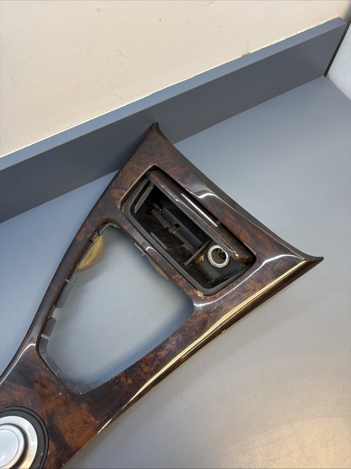 07-13 BMW E90 E92 328i 335i CENTER CONSOLE WOOD CCC TRIM OEM WITH KNOB 7078571