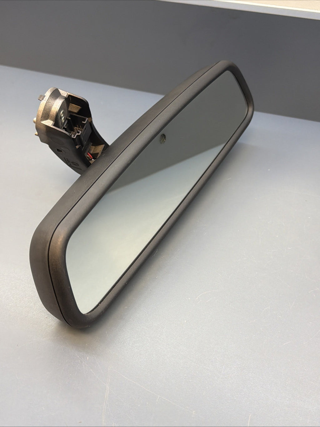 E60 BMW 535I 525I Automatic Dimming Rearview Mirror w/ Memory ID 9134458 OEM