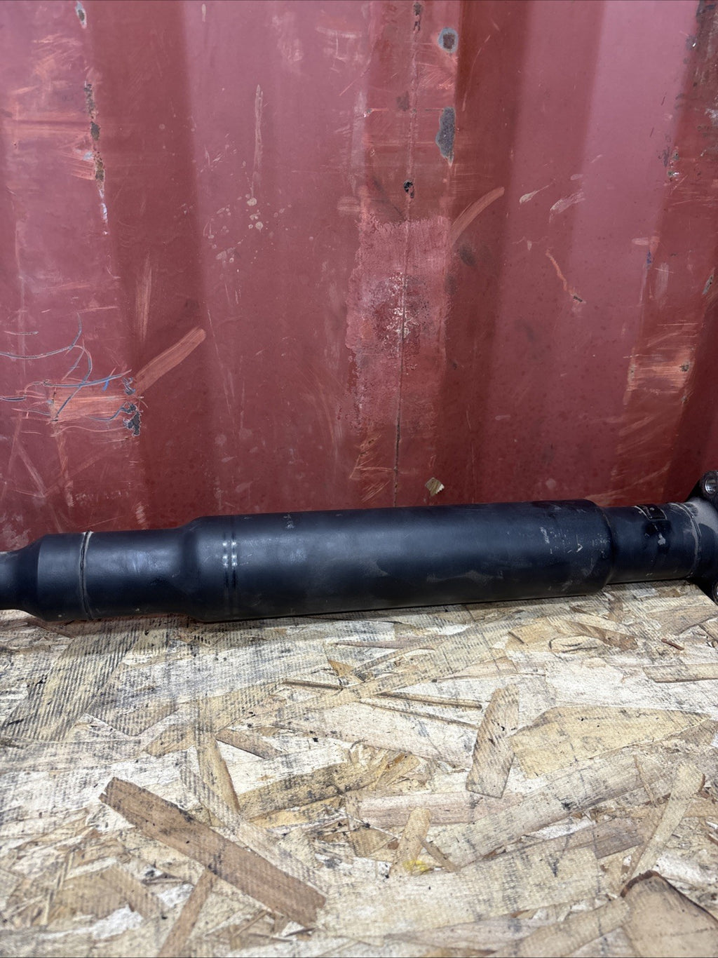 OEM Rear Drive Shaft Prop Drive Shaft For BMW 5 SERIES E70 2610 7564398 AWD