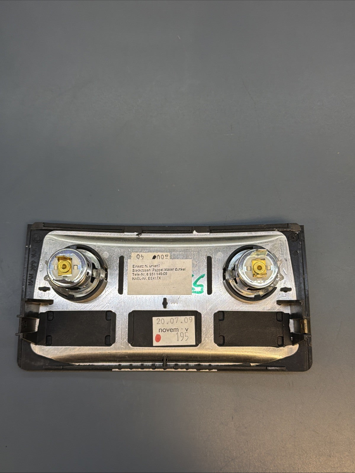 04-10 BMW 5 SERIES E60 REAR CIGARETTE LIGHTER SOCKET CENTER CONSOLE OEM 6951149