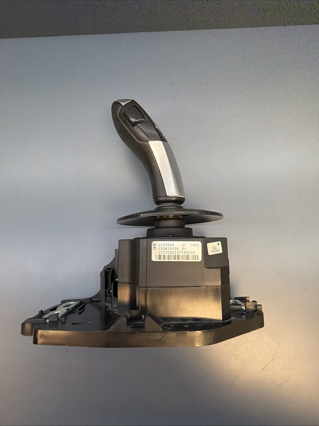 08 09 10 BMW 5 6-series E60 E61 E63 E64 Floor Gear Shifter OEM 9165669 7577599