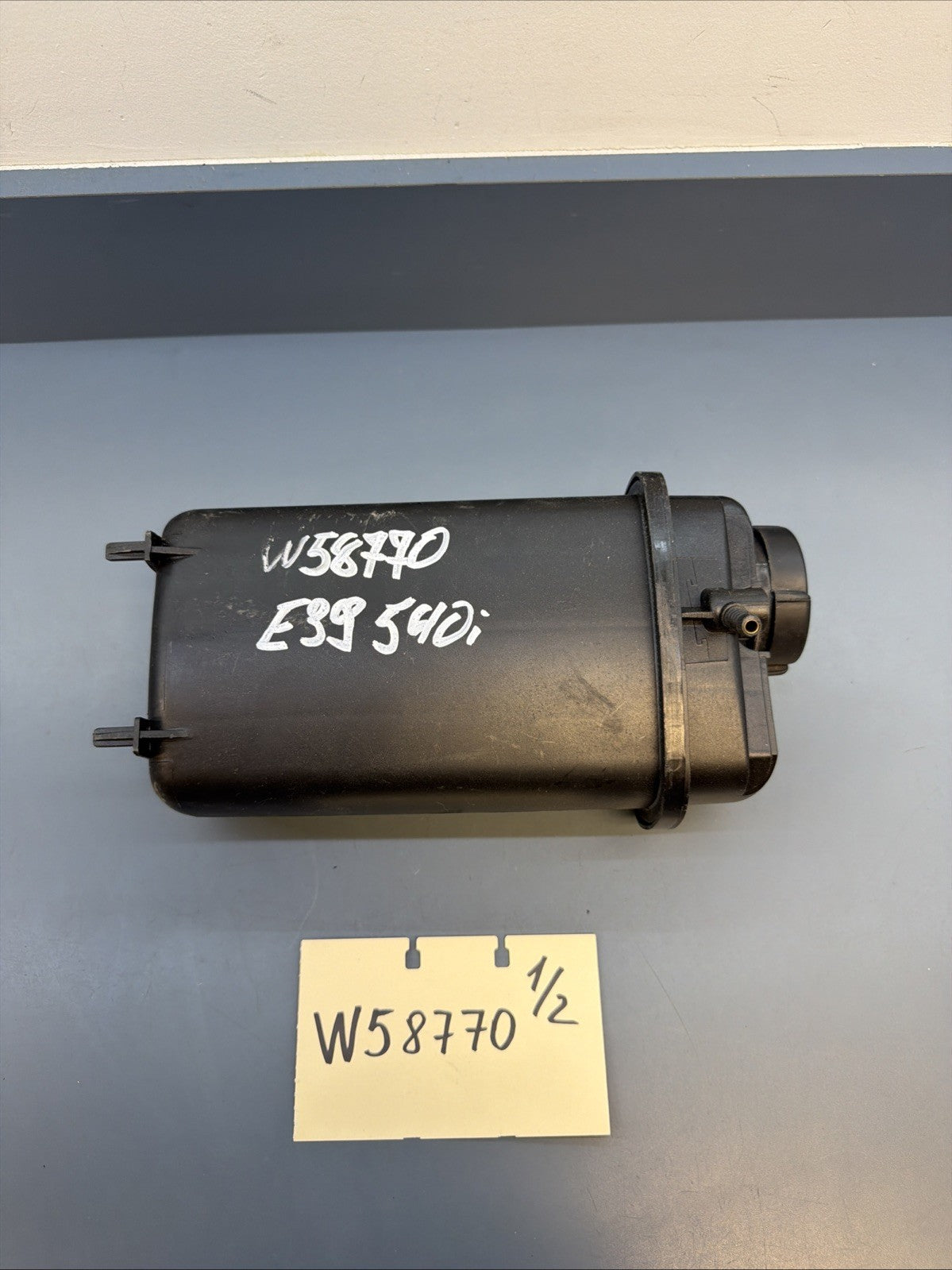 98-03 BMW E39 525i 530i 540i RADIATOR COOLANT EXPANSION TANK 1436381 OEM