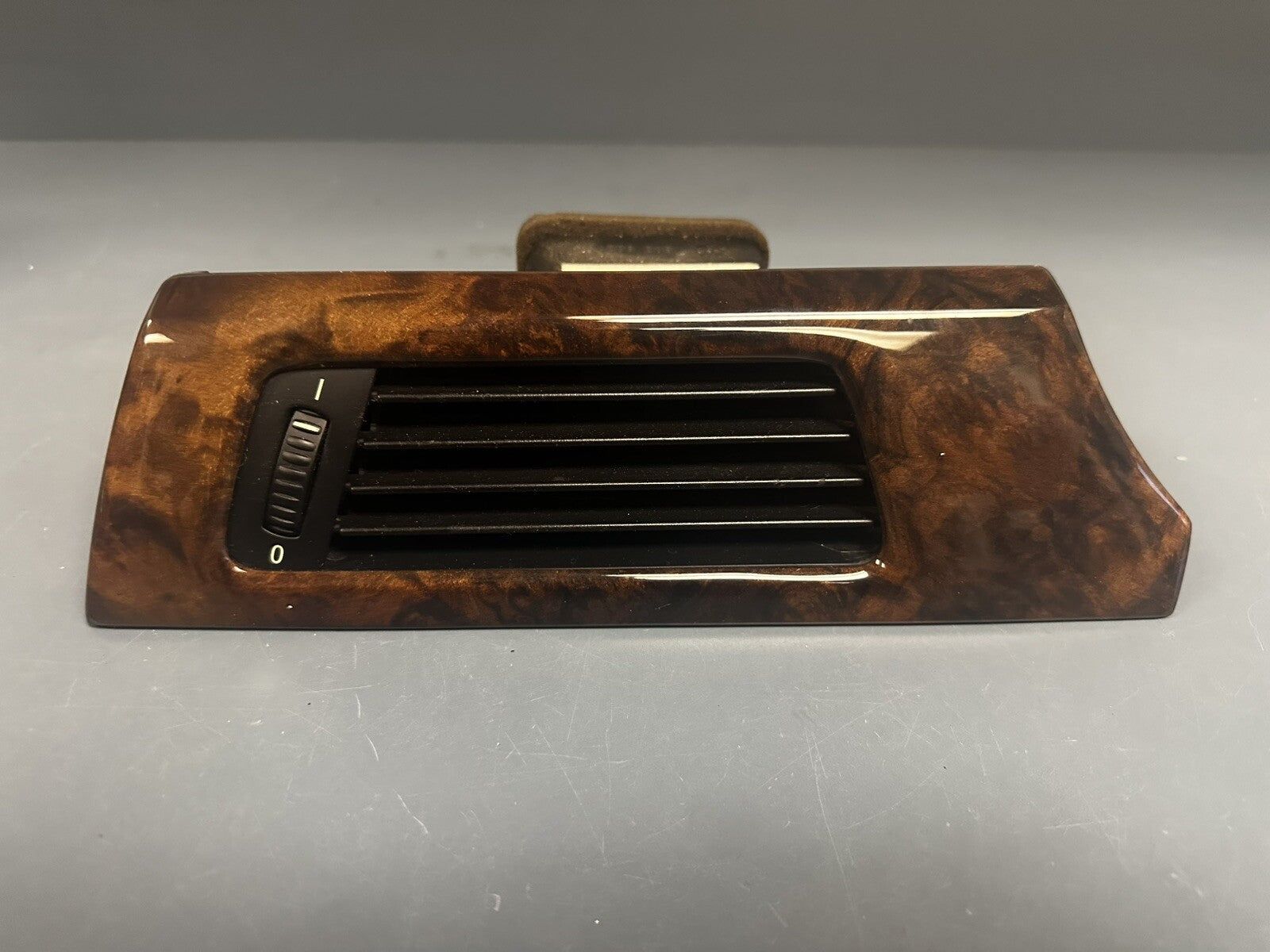 2006 2007 2008 2009 2010 BMW 328i LEFT Driver Side HEAT AC Vent - 915116501