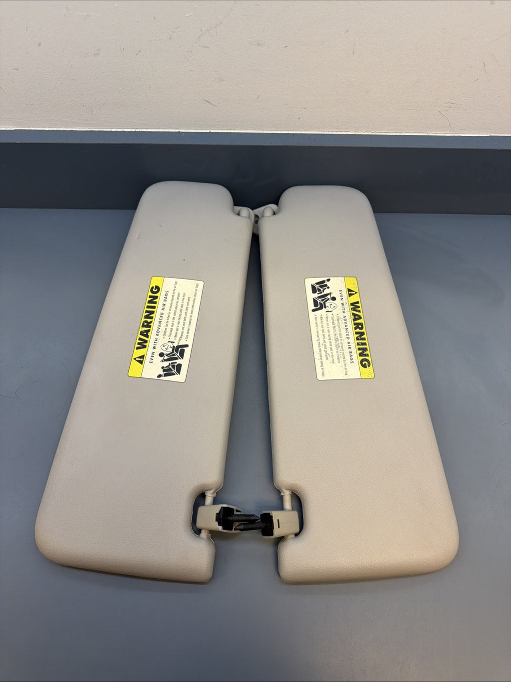 BMW E90 E91 E92 E93 Sun Visor Set OEM – Driver & Passenger Gray 6957369 6957370