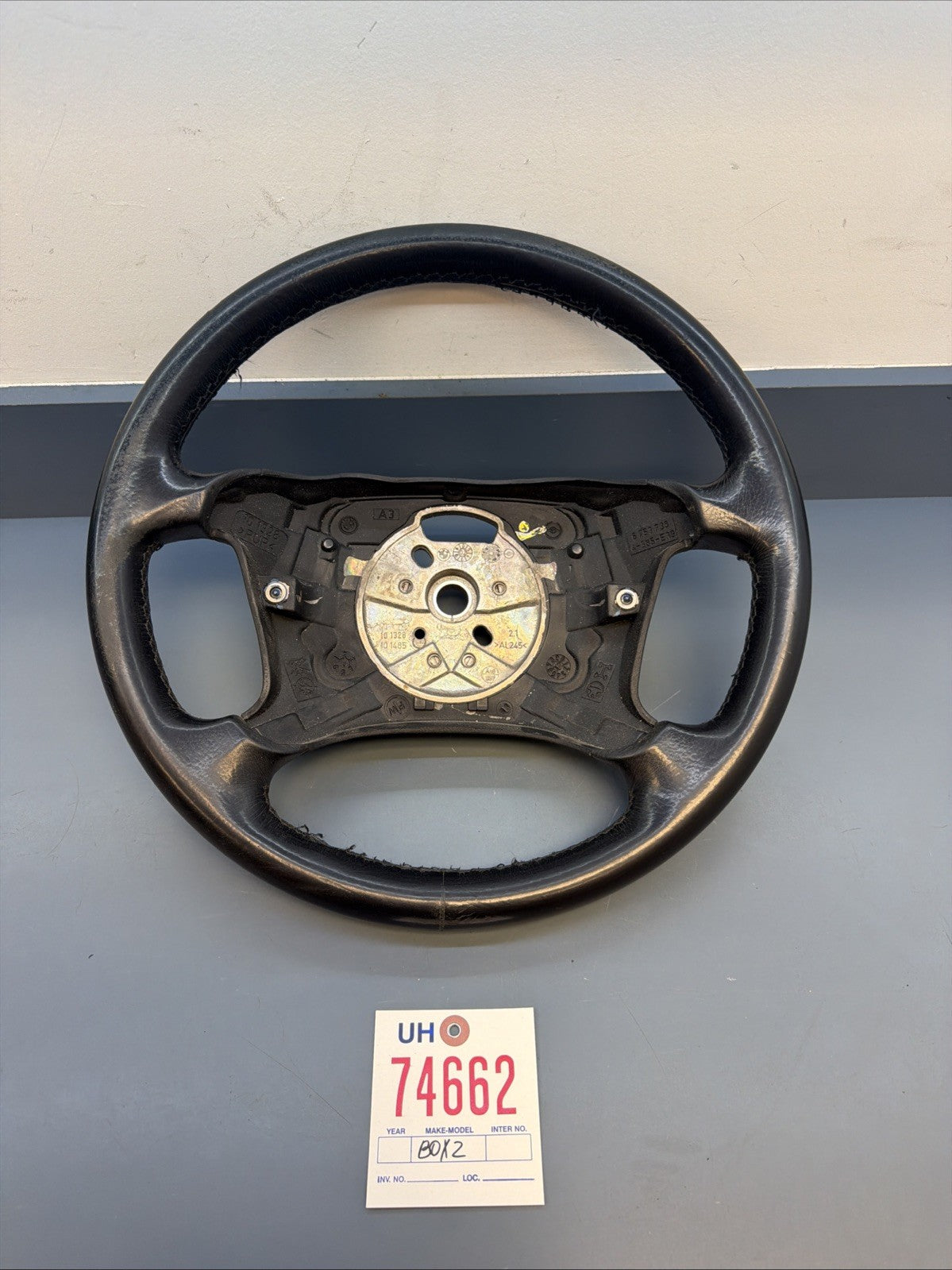 99-03 BMW E39 525i 530i 540i 4 Spoke Steering Wheel Black Leather 6753738 *NOTE*