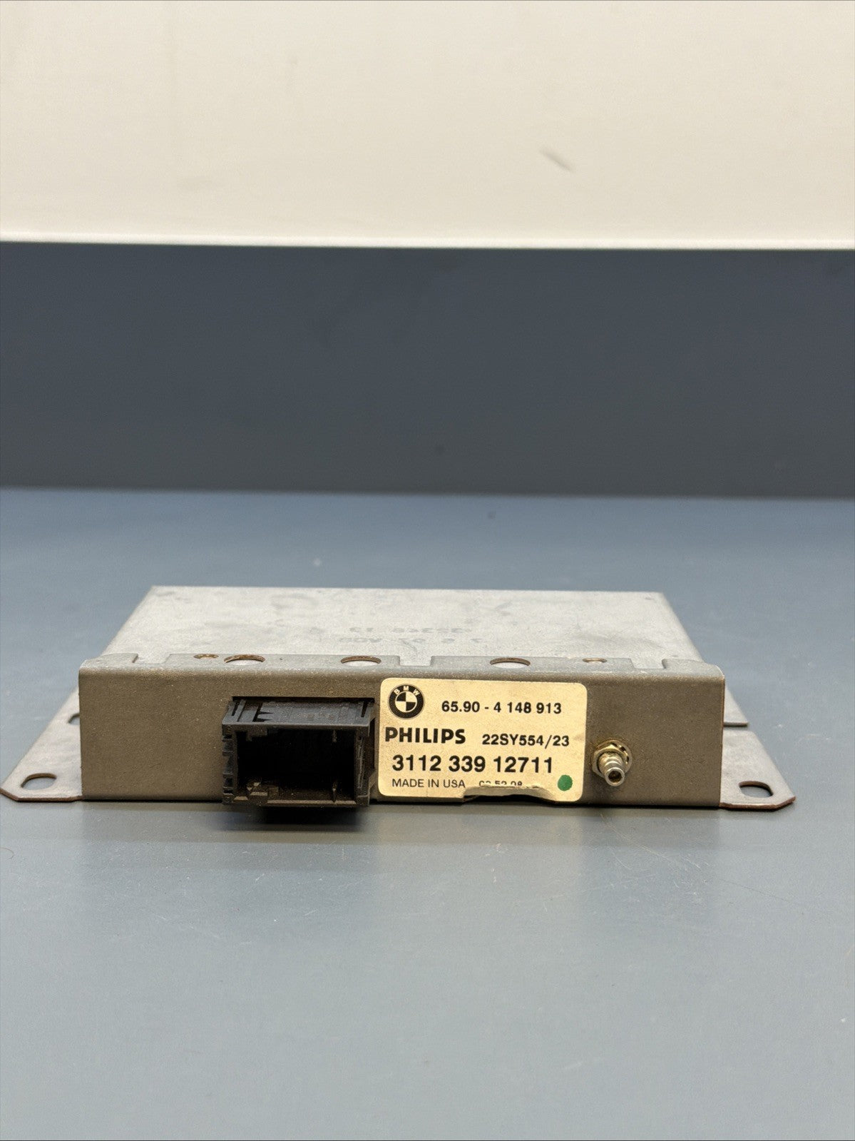 1999-2001 BMW 740iL E38 Navigation GPS Receiver Module OEM 32402-00