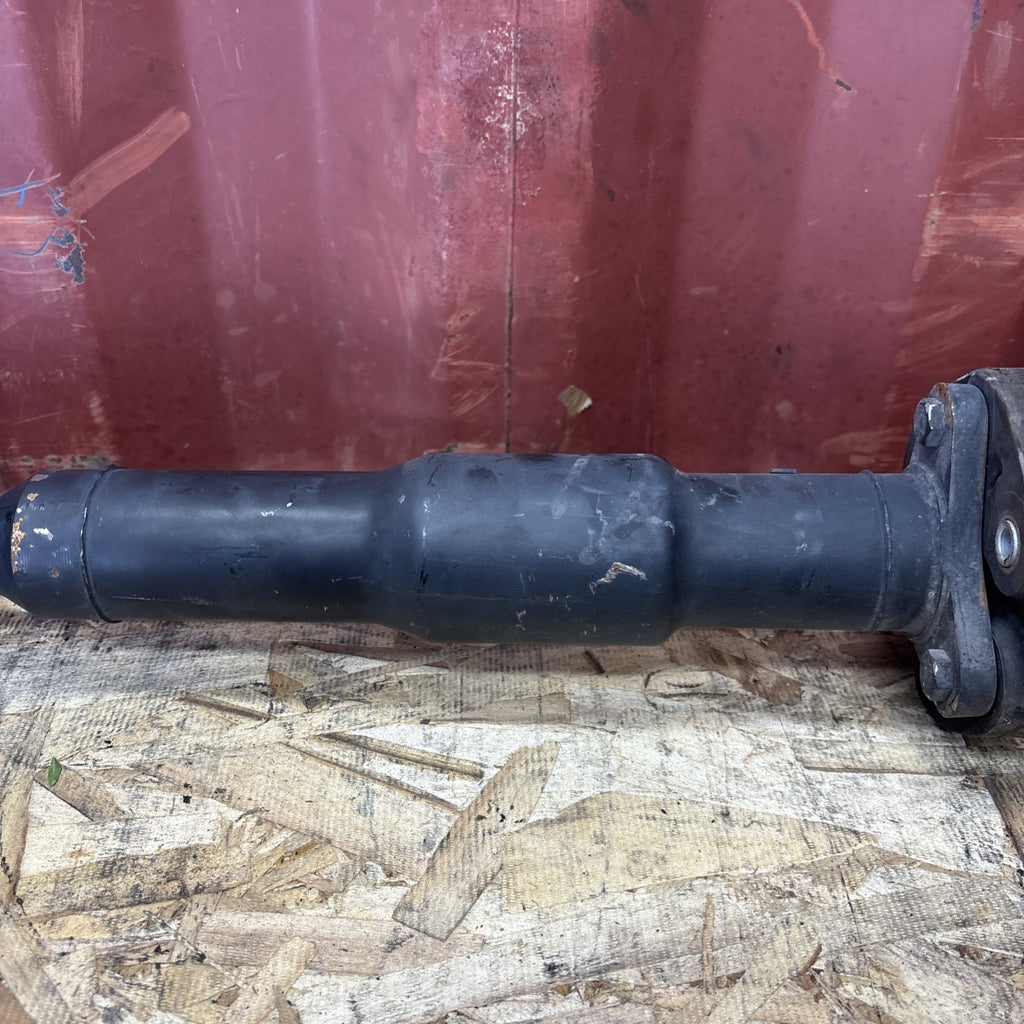 OEM Rear Drive Shaft Prop Drive Shaft For BMW 3 SERIES E90 2610 7573482 AWD