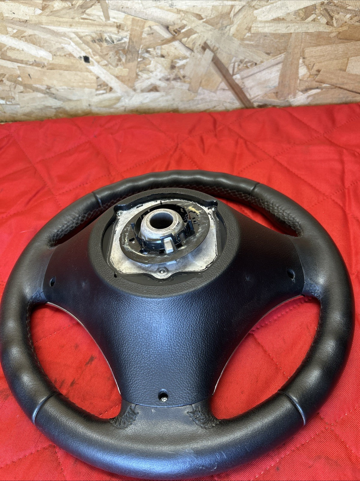 BMW 2006-2013 E9X 3 SERIES BLACK LEATHER STEERING WHEEL SPORT OEM 3051626