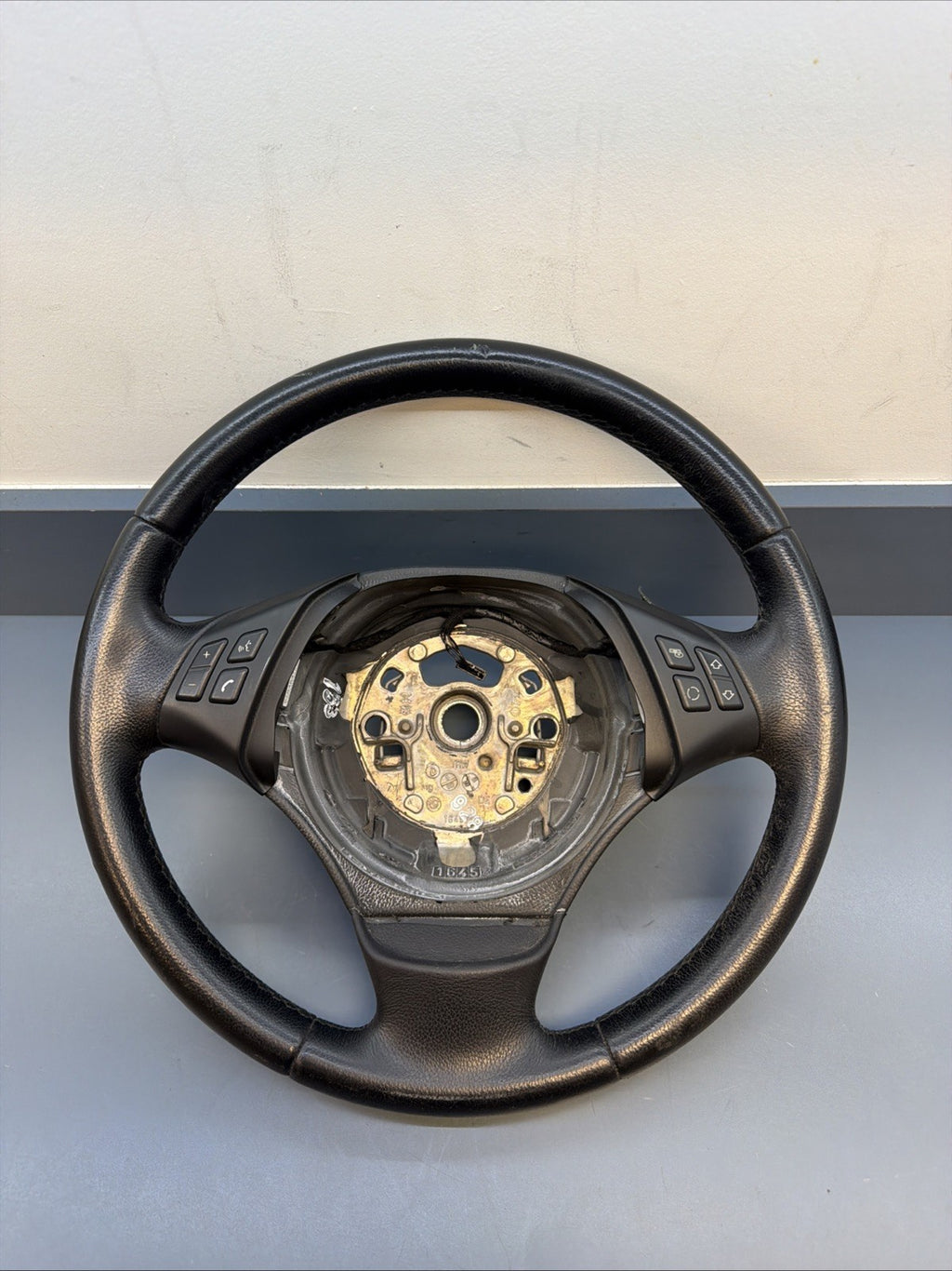 06 - 12 BMW 328 330 E90 E92 335i Steering Wheel With Multifunctional Buttons OEM