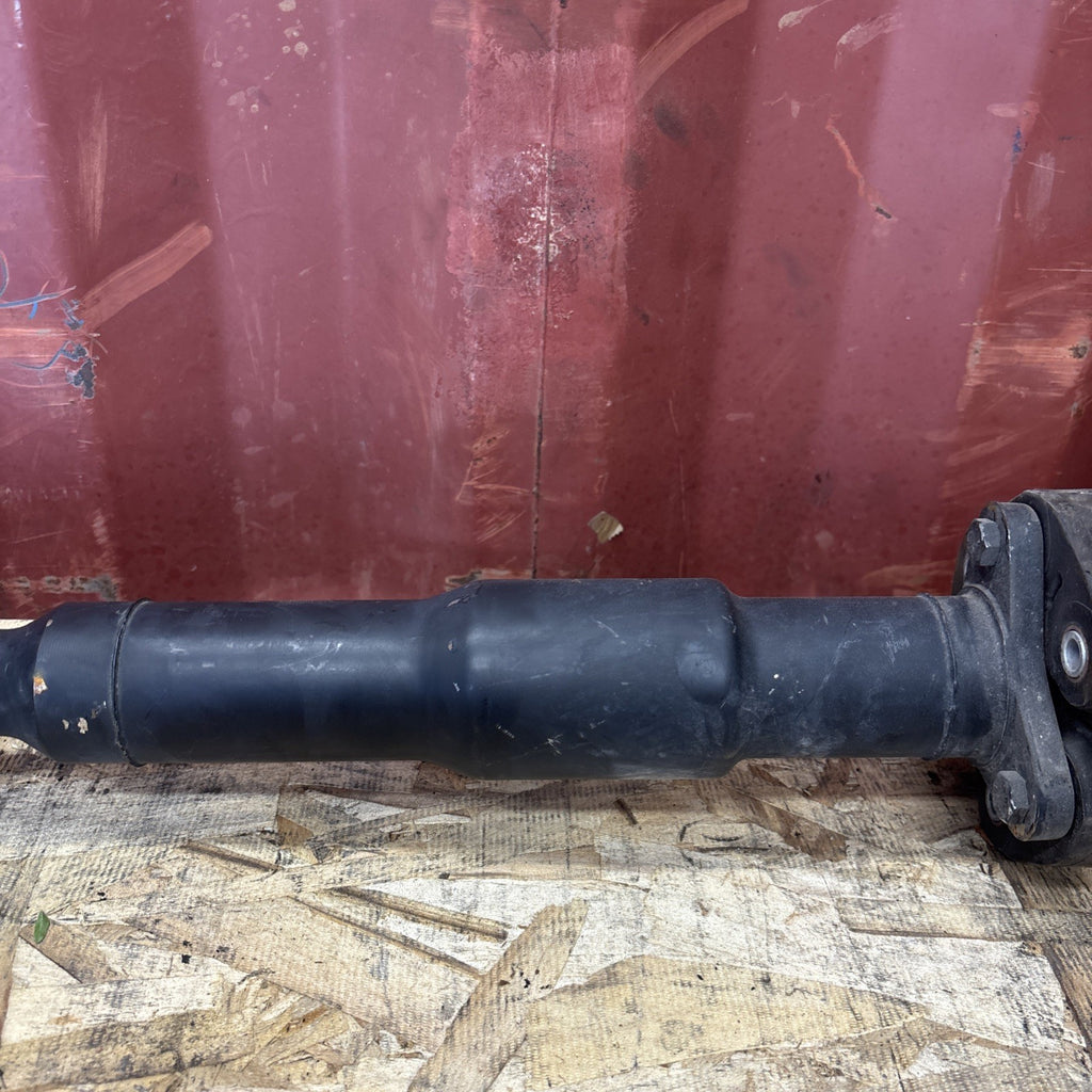 OEM Rear Drive Shaft Prop Drive Shaft For BMW 3 SERIES E90 2610 7573482 AWD
