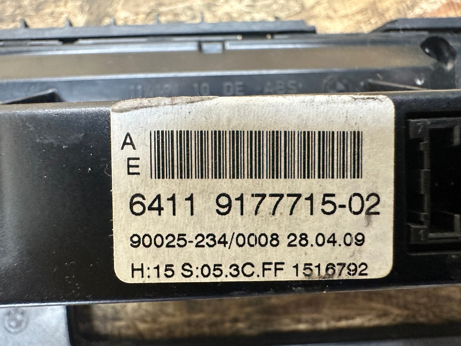 BMW 08-10 E60 5 SERIES CENTER CONSOLE CLIMATE CONTROL PANEL BLACK OEM 6976361