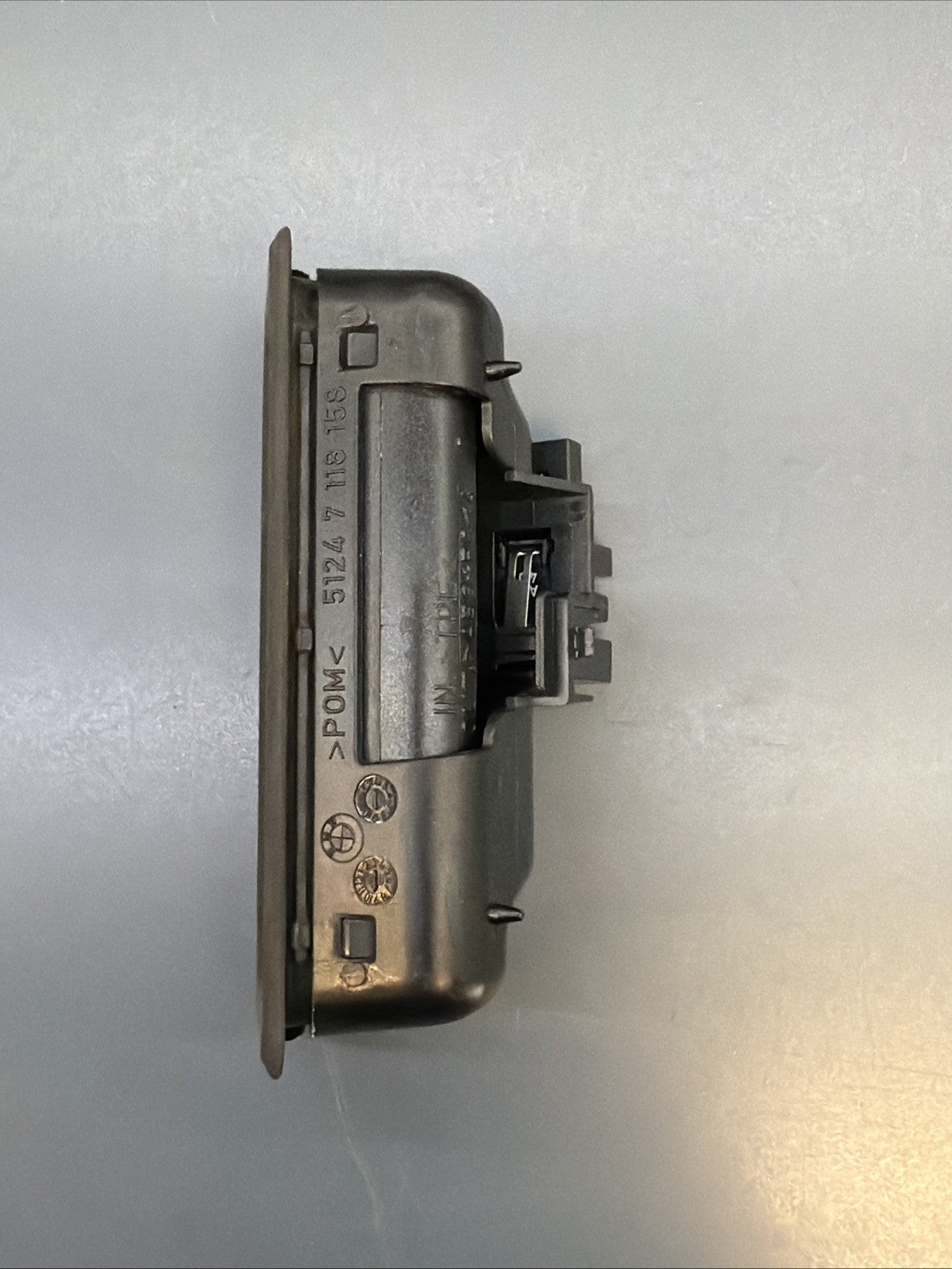For BMW E60 E90 E91 E92 Trunk Handle Lid Lock Release Switch 51247118158 7118158