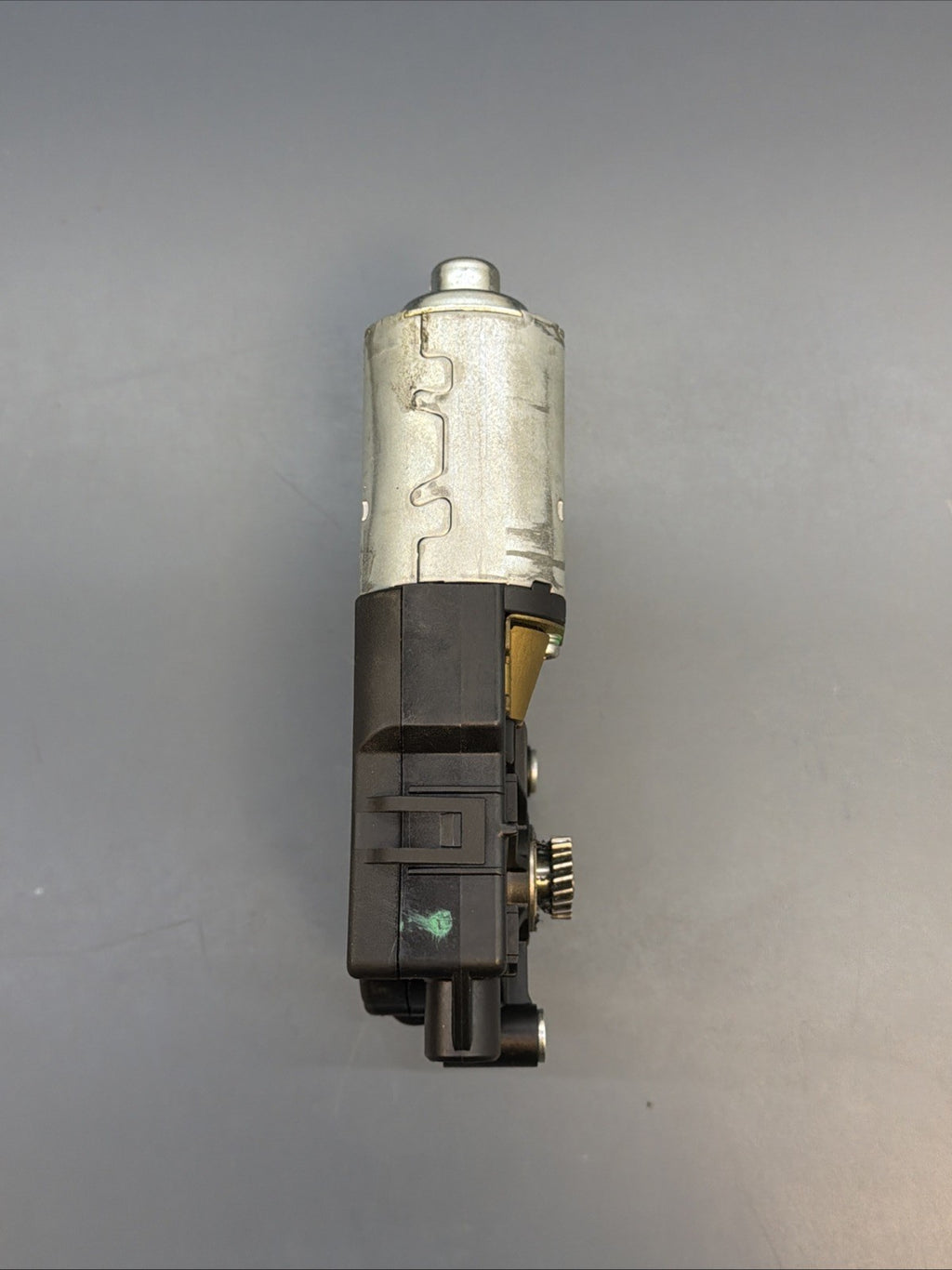 07-13 OEM BMW E90 E92 328 335 M3 Upper Sunroof Moon Roof Motor Unit 7193398