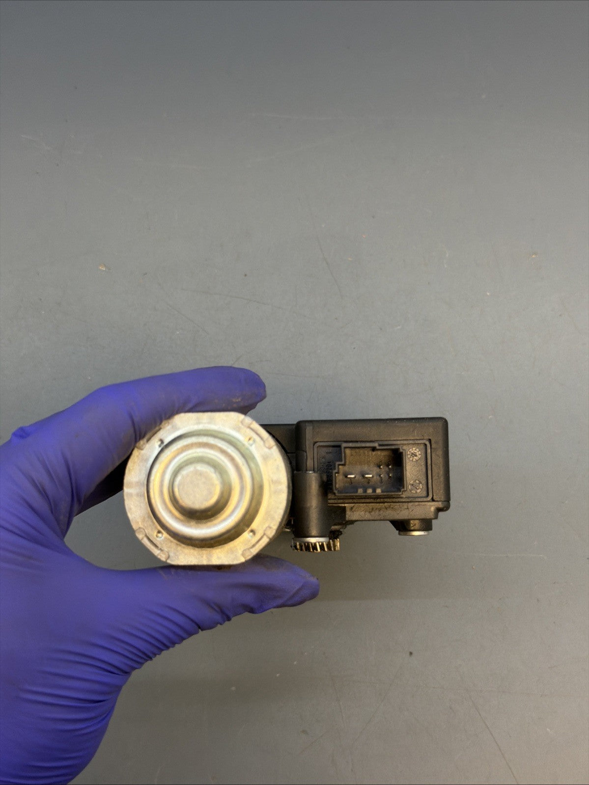 12-18 BMW 3-Series 320i 330i 340i 328i 335i F30 F31 Sun Roof Motor Drive 7316536