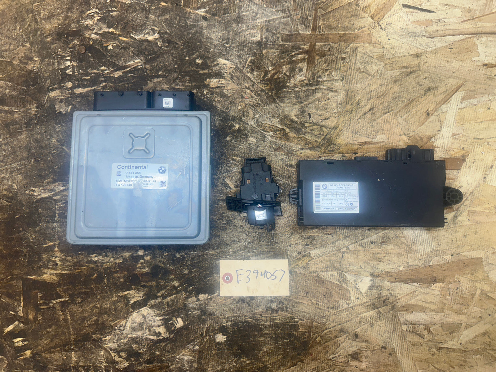 BMW 5-16 1 3 5 SERIES X6 Z4 N54 N54T ENGINE ECU+CAS+KEY MSD81 SET 7611358