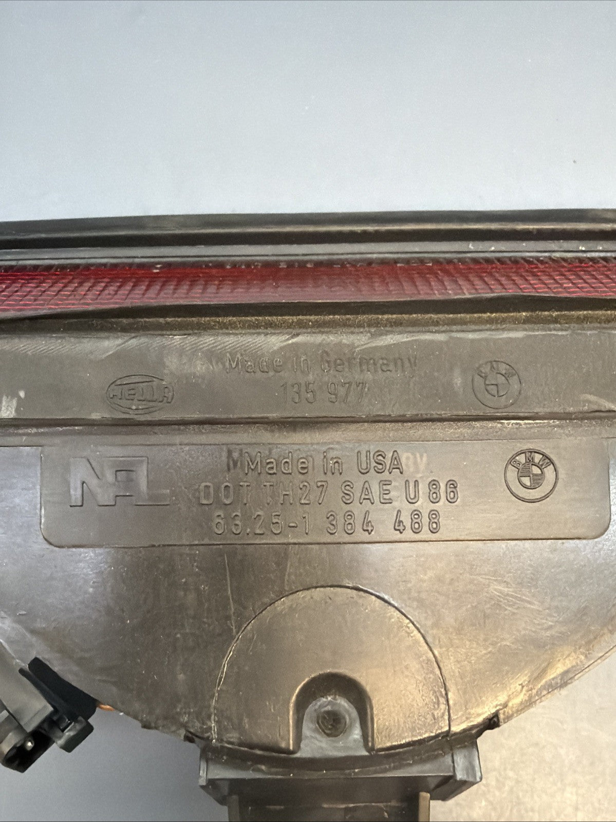 89-95 BMW E34 5-SERIES SEDAN REAR THIRD BRAKE LIGHT LAMP 1384488 OEM