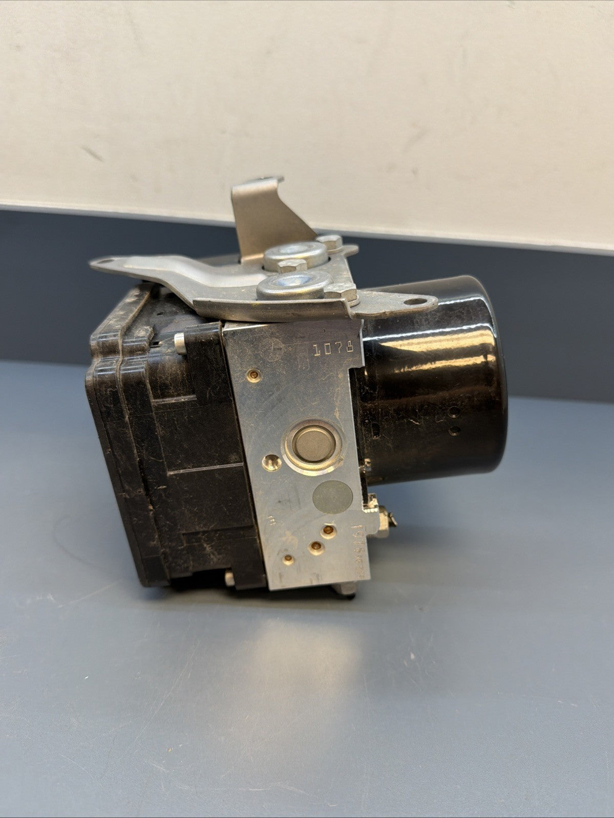 BMW 1 Series E82 E88 135i ABS Control Unit Pump DSC 3452 6790147 3451 6790146
