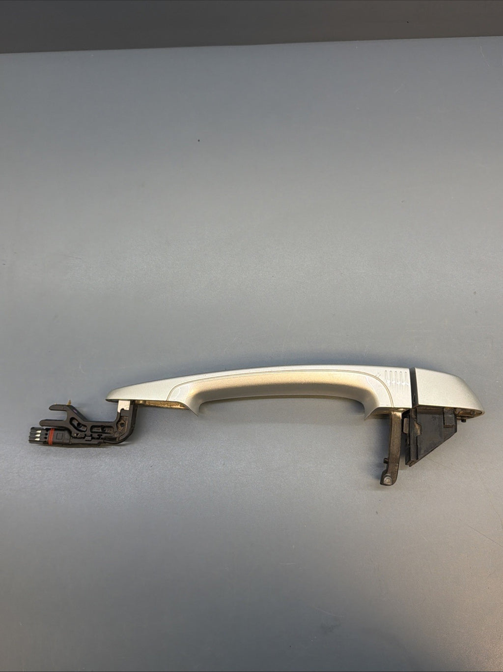 06-13 BMW E71 E72 E70 X5 X6 REAR RIGHT DOOR HANDLE TITANIUM SILVER 7209310