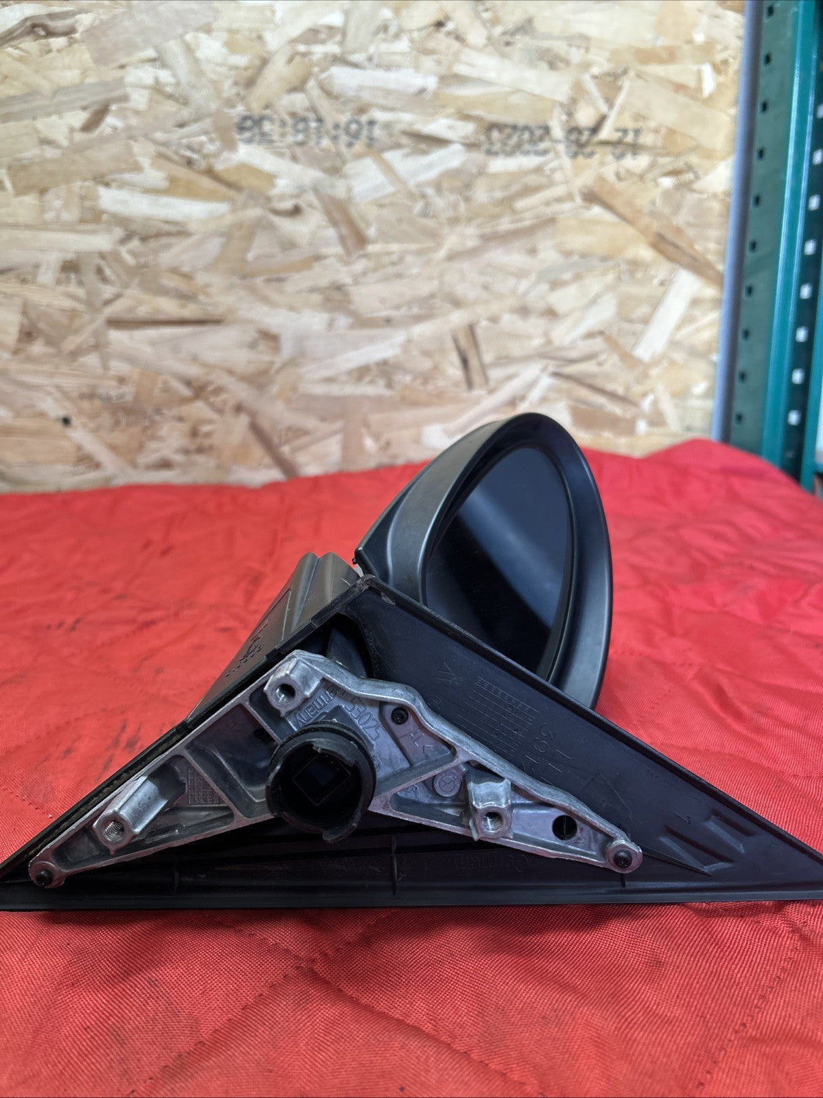 2006-2008 BMW E90 FRONT LEFT SIDE DOOR MIRROR 6972540 NO MIRROR CAP
