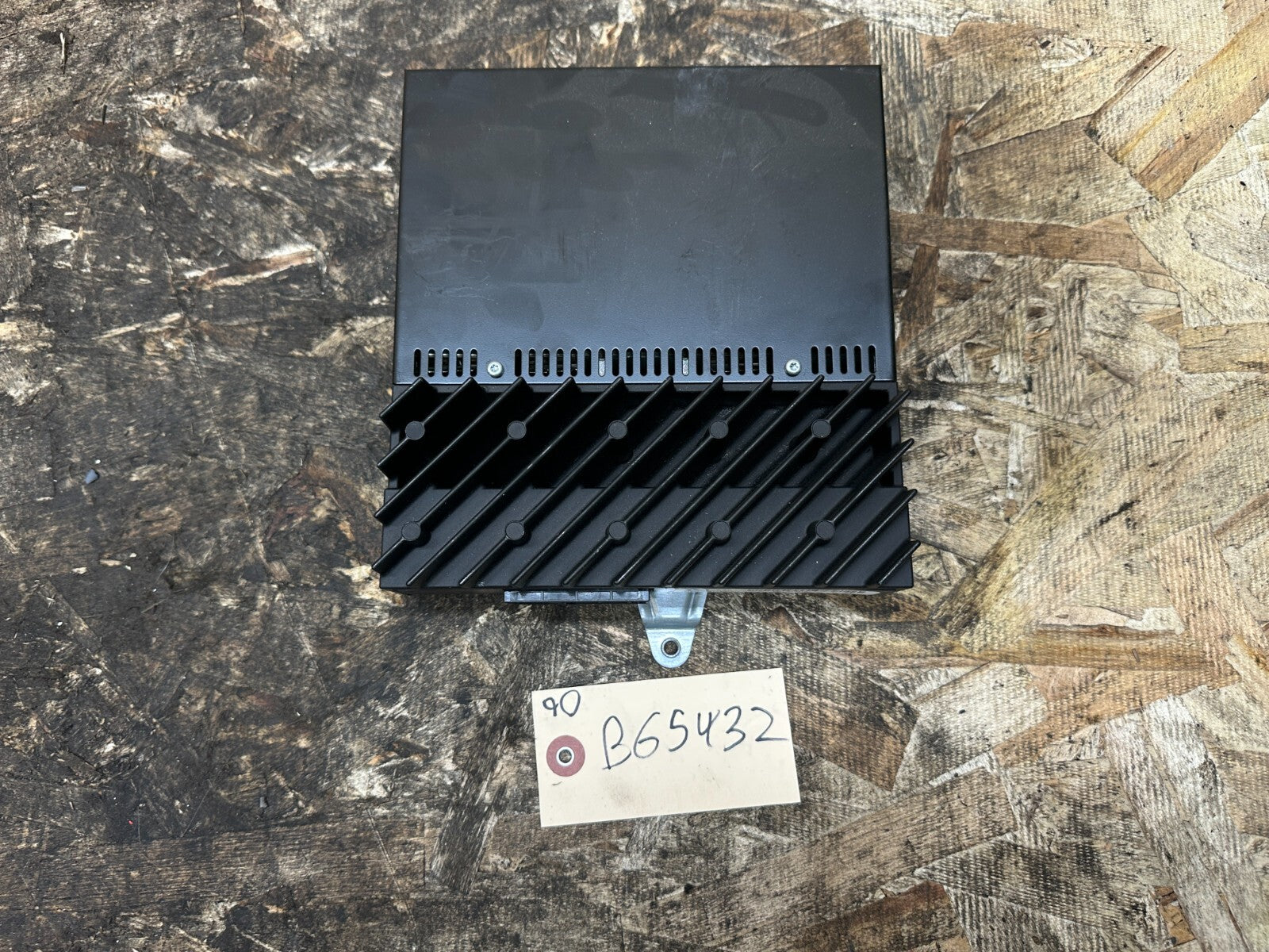 BMW 2006-2013 E90 LEAR HiFi AUDIO RADIO AMPLIFIER OEM 9143156