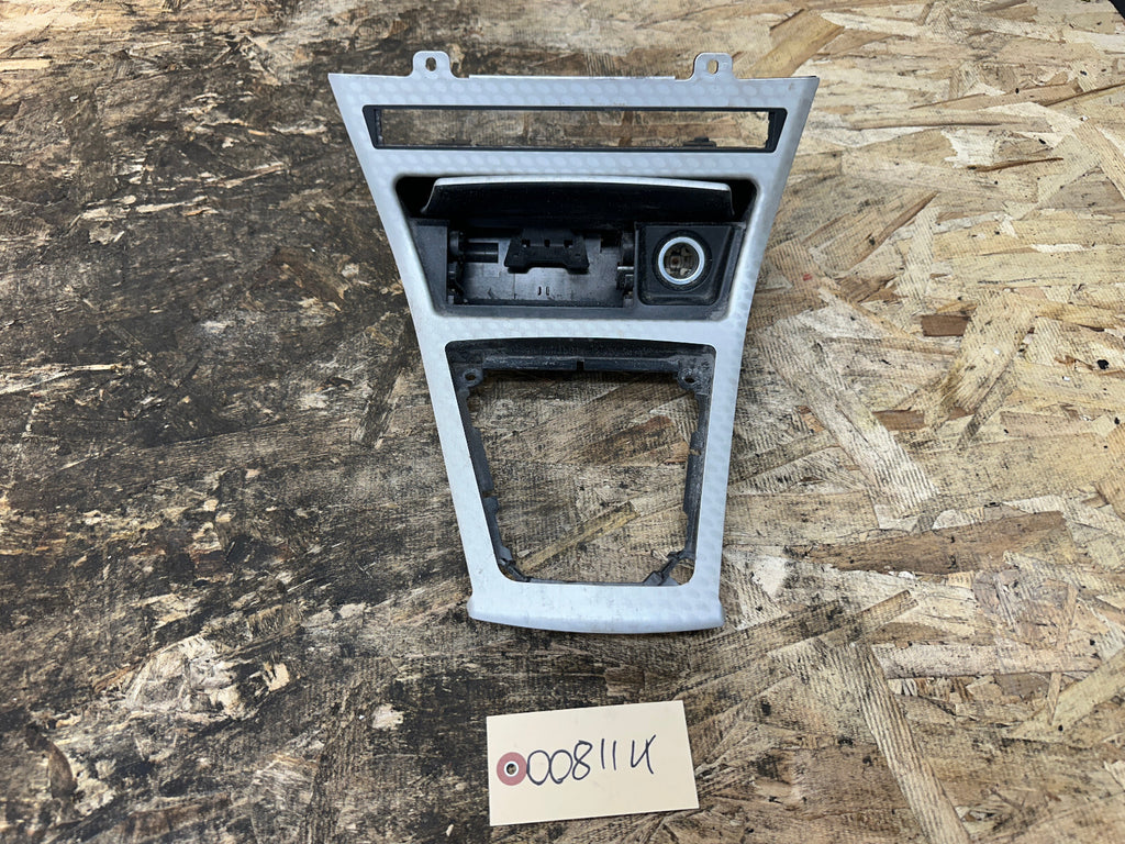 BMW 2003-2010 E83 X3 CENTER CONSOLE SHIFTER BEZEL TRIM SILVER PEARL OEM 3411706