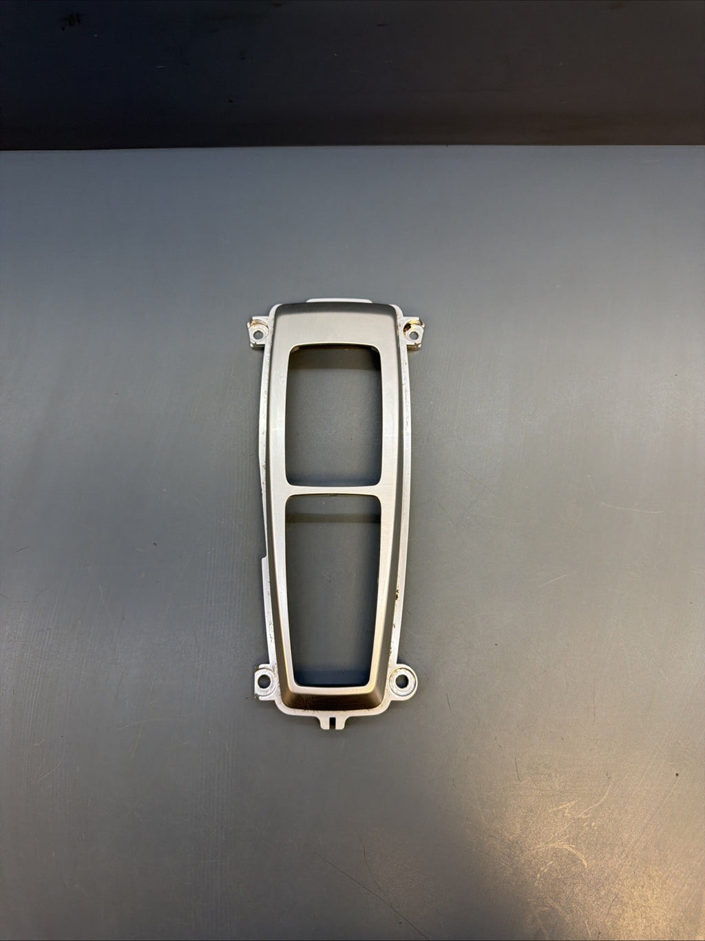 2007–2013 BMW X5 X6 E70 E71 OEM Center Console Shifter Bezel Trim Cover 6975467