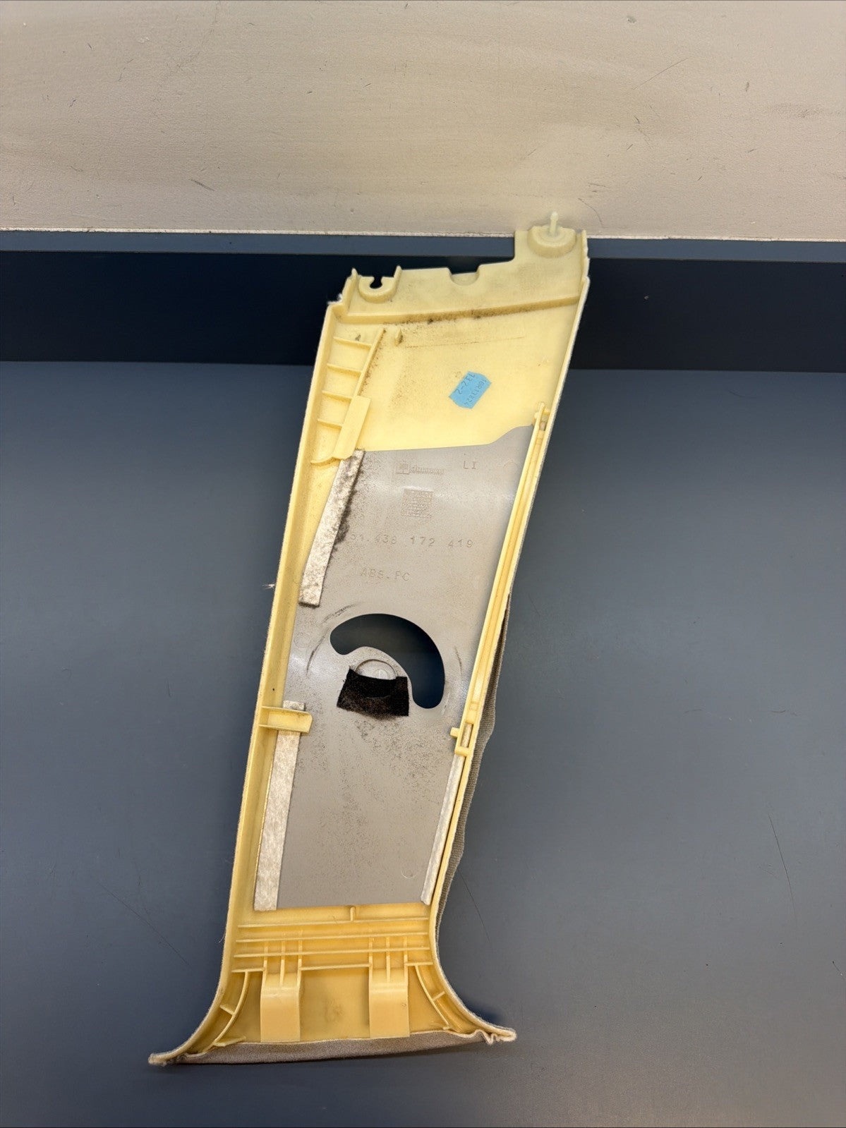 97-03 BMW E39 5 Series Center Left Diver Side Upper B Pillar Trim Grey 8172419