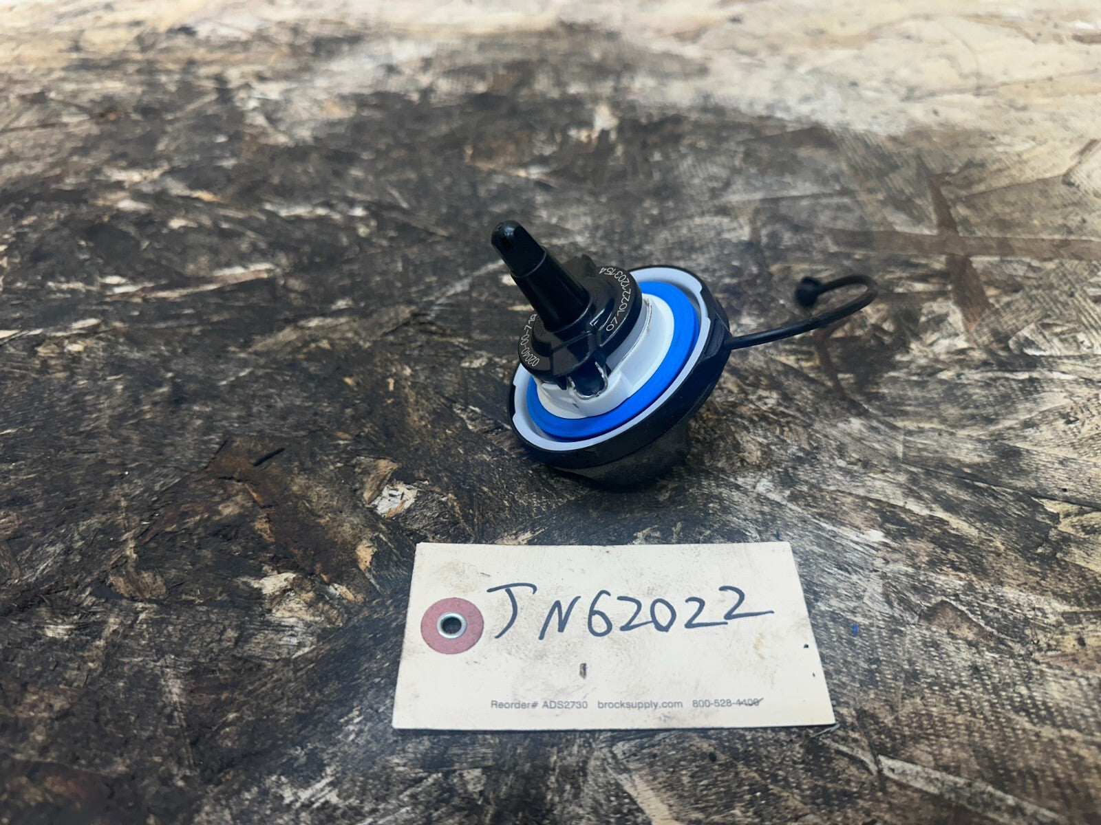 BMW E46 FUEL FILLER GAS CAP BLACK OEM 0710221203754/03204000719