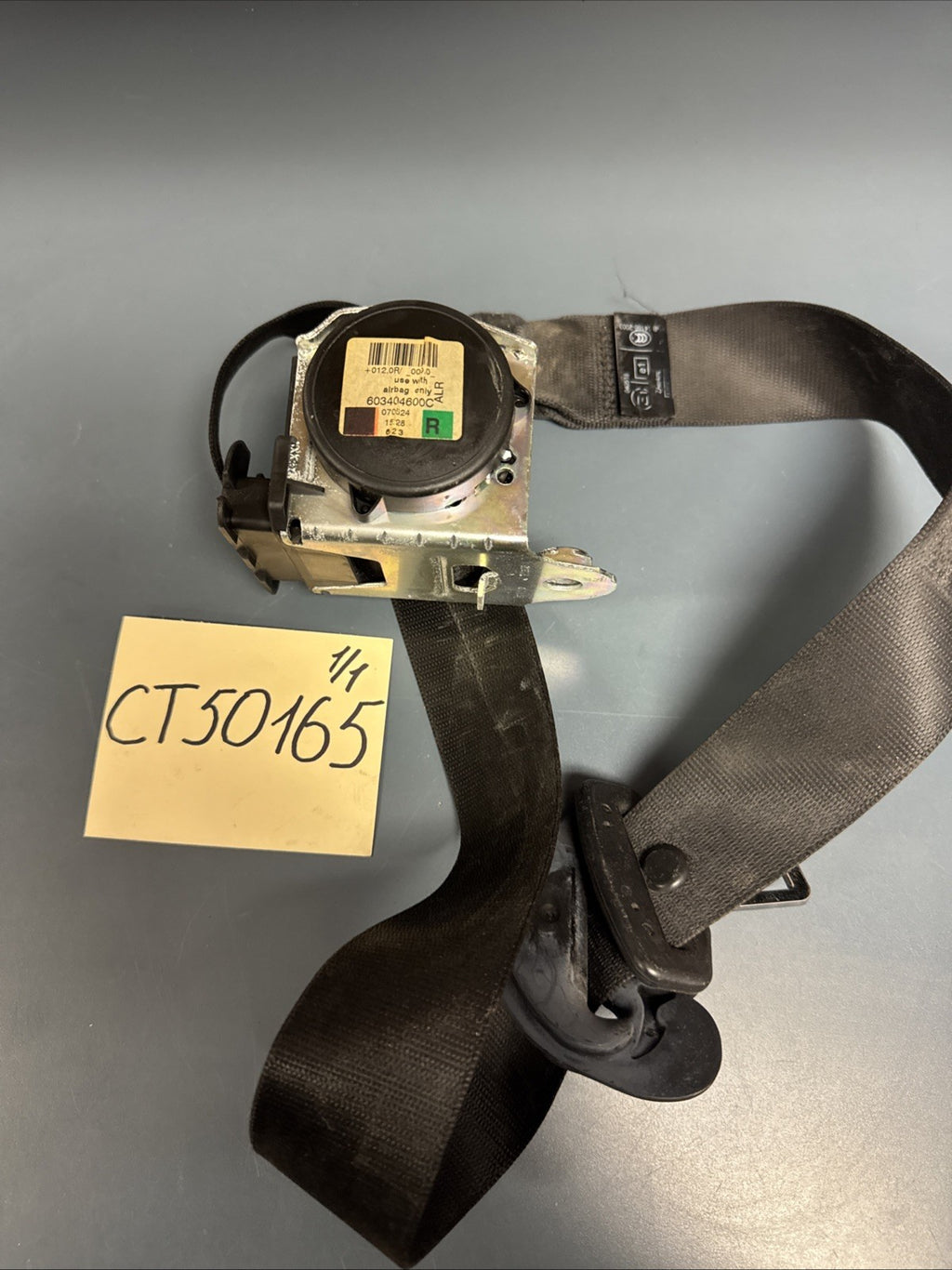 04-10 BMW E60 535i Front Right Passenger Seat Belt Retractor 603404600 OEM