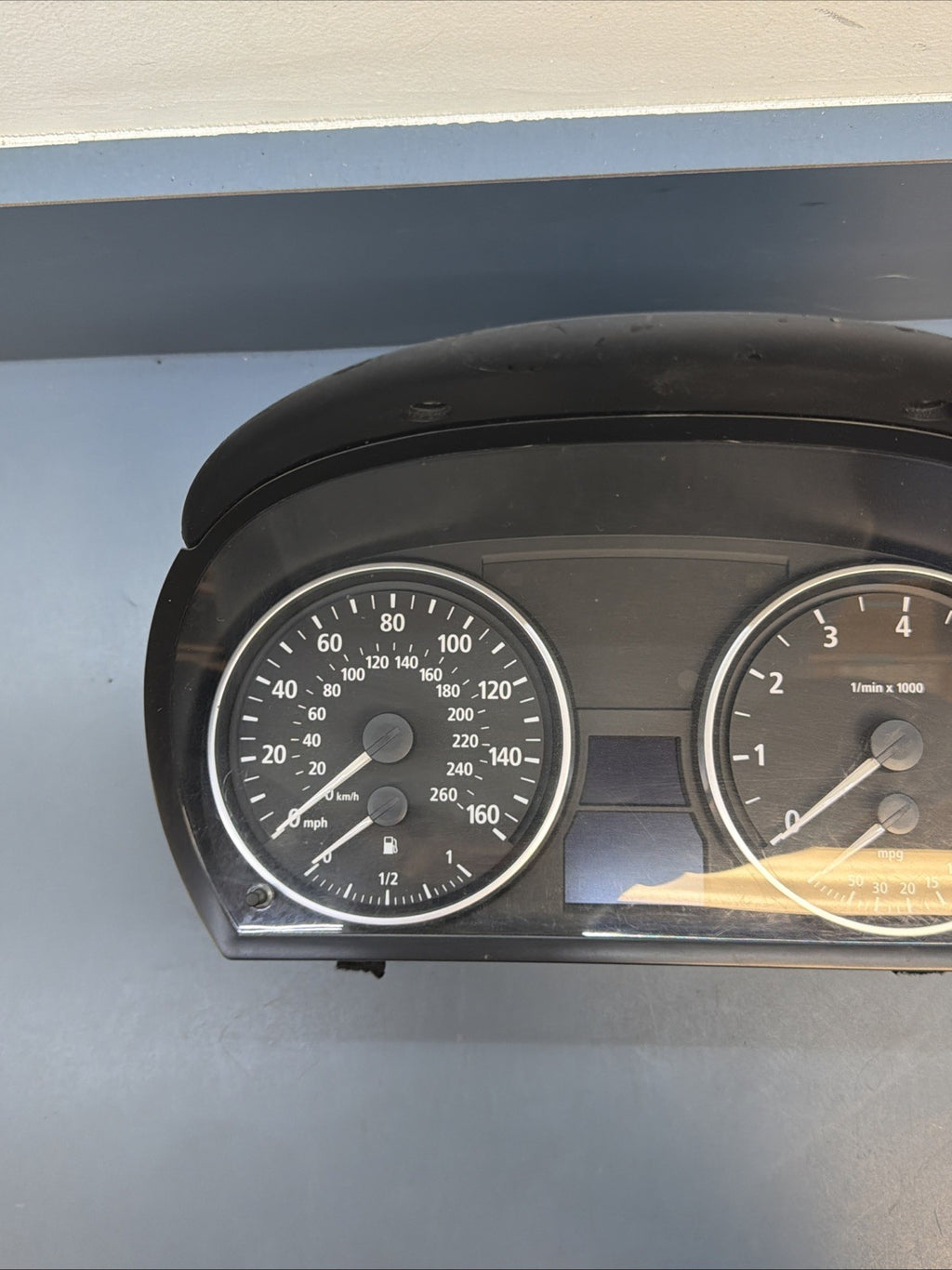 06-11 BMW E90 3-Series Speedometer Cluster Instrument 6974667 217K