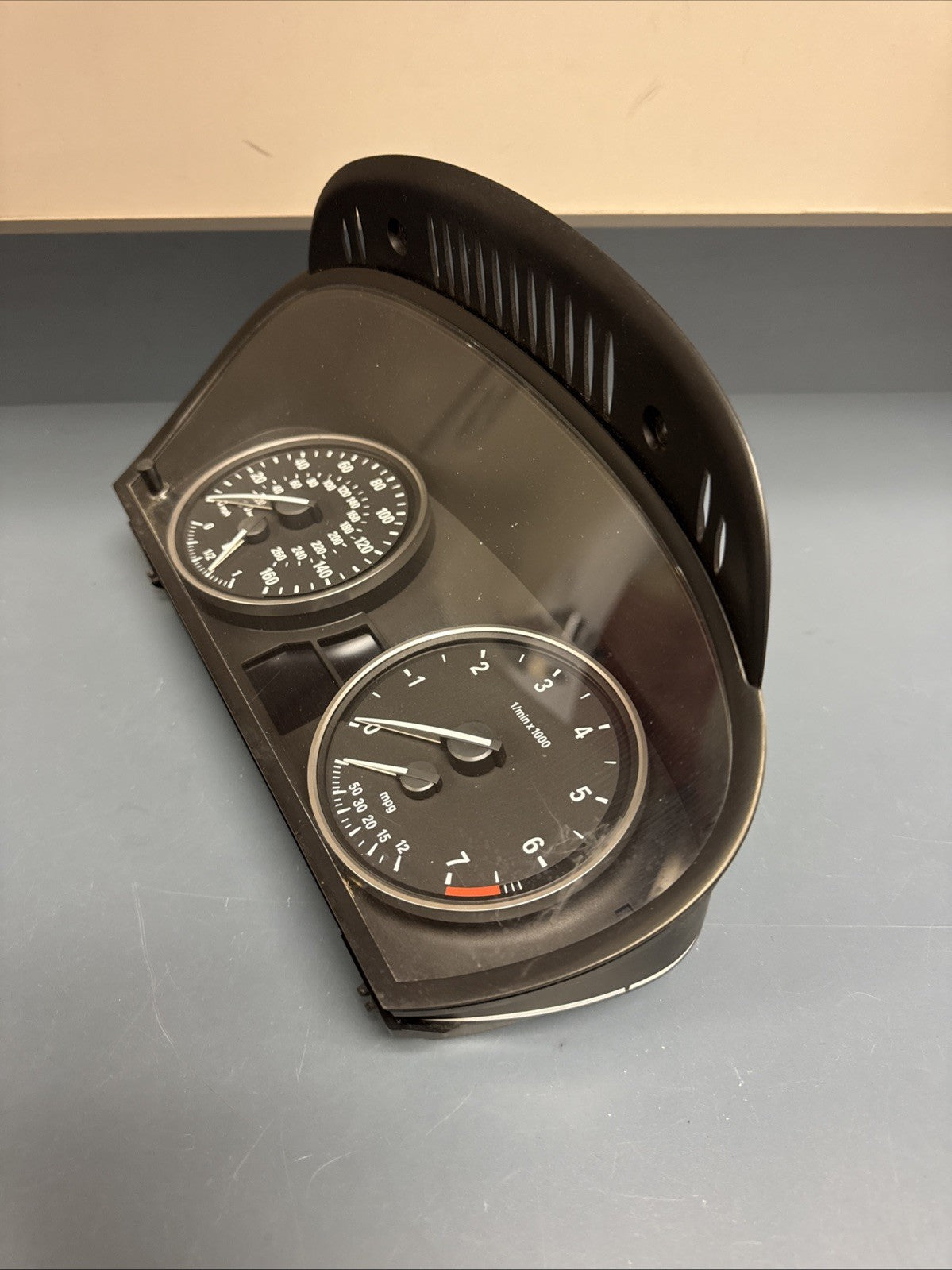 2008-2010 BMW E60 550I LCI INSTRUMENT CLUSTER GAUGE SPEEDOMETER 9153749 OEM