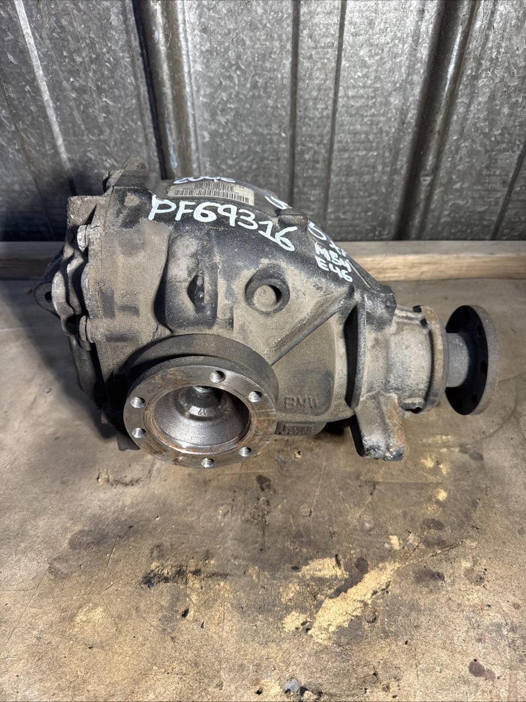 BMW REAR DIFFERENTIAL E46 SERIES 325XI FINAL DRIVE 3.46 7500780