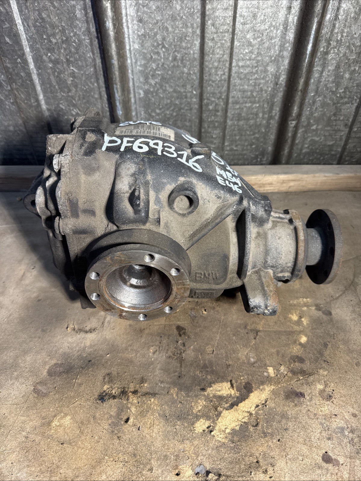 BMW REAR DIFFERENTIAL E46 SERIES 325XI FINAL DRIVE 3.46 7500780