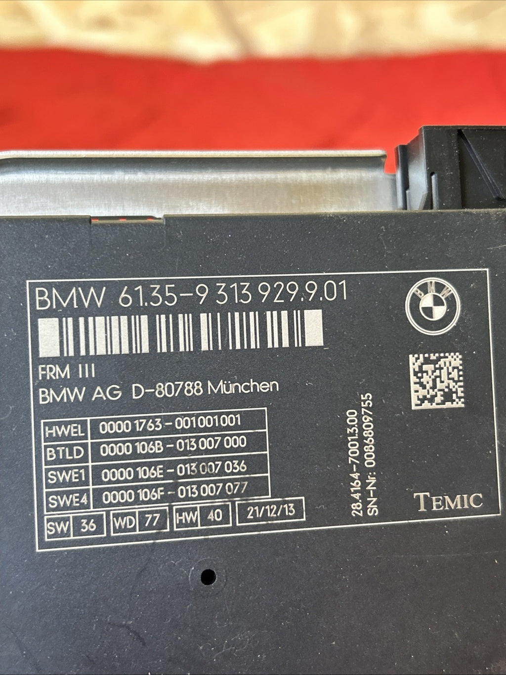 BMW 14-17 F10 5 SERIES FOOTWELL FRM LIGHTING CONTROL MODULE LED OEM 9313929