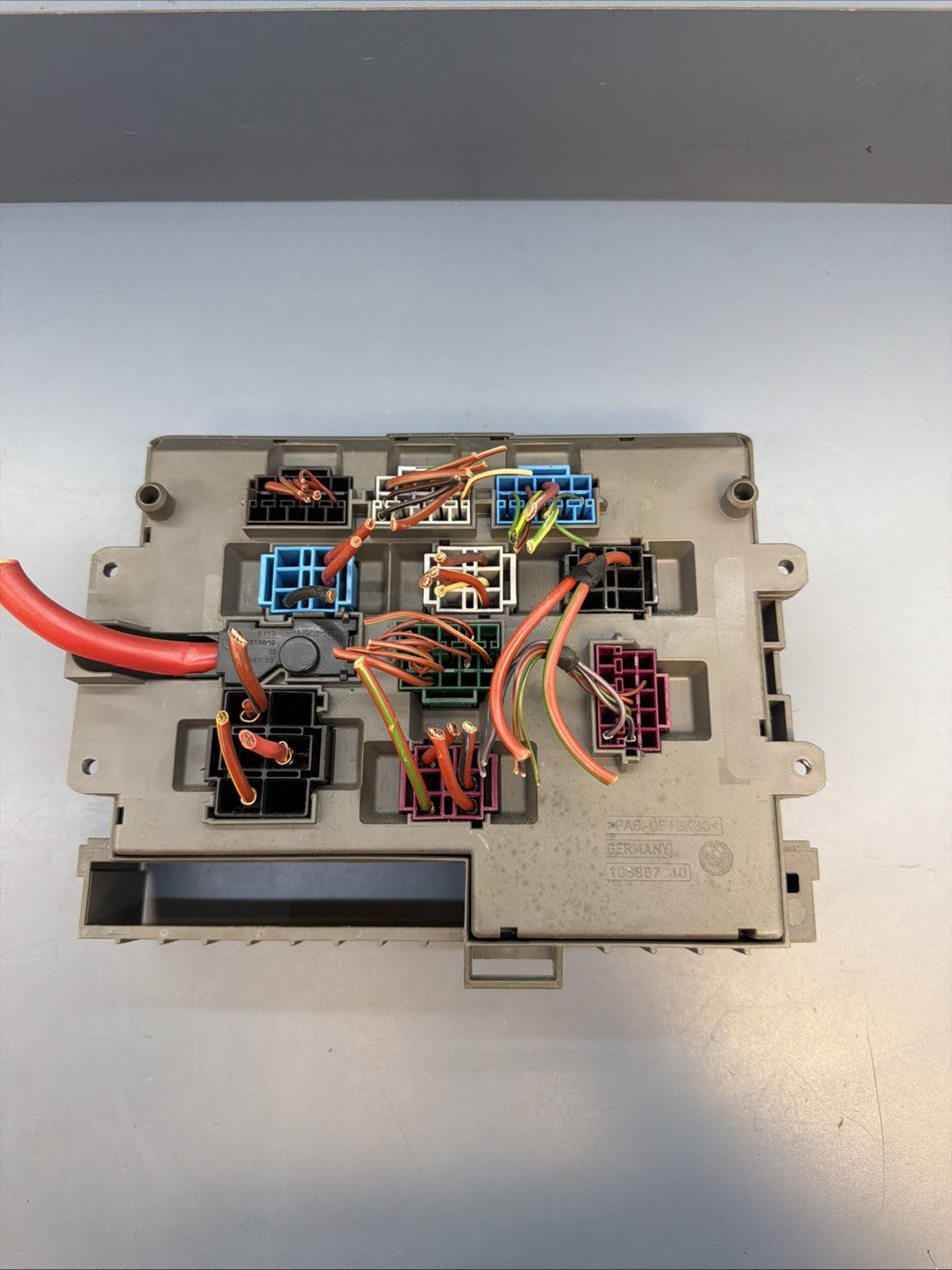 BMW 1 3 X1 Series E90 E91 E84 E87 Fuse Box Front Power Distribution 9119444