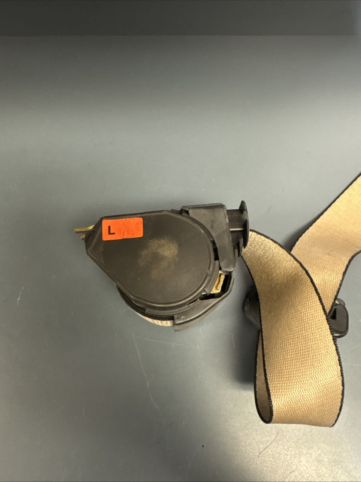 OEM FRONT LEFT SAFETY Seat Belt Retraction FOR 1998-2004 BMW 740i 566172701