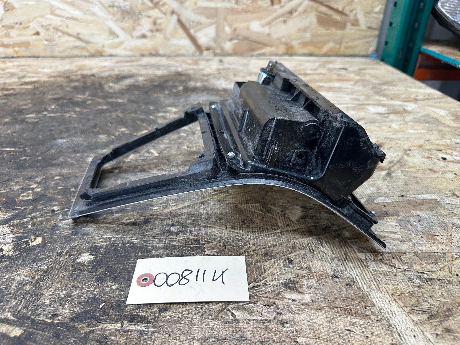 BMW 2003-2010 E83 X3 CENTER CONSOLE SHIFTER BEZEL TRIM SILVER PEARL OEM 3411706