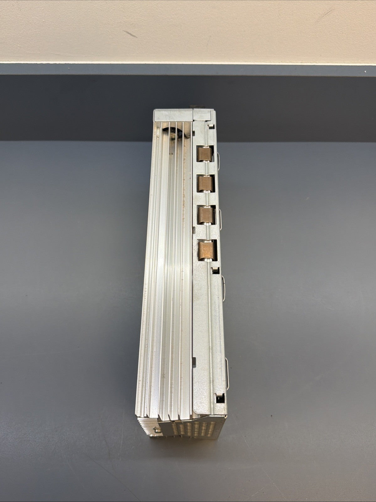 BMW 2006-2013 E90 HARMEN BECKER TOP HiFi RADIO AUDIO AMPLIFIER OEM 9218086