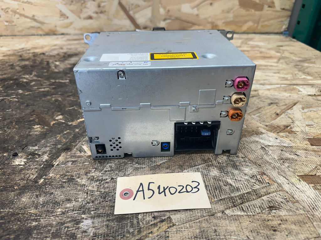 BMW 2006-2012 E90 3 SERIES FRONT NAVIGATION RADIO CD PLAYER OEM 9202828