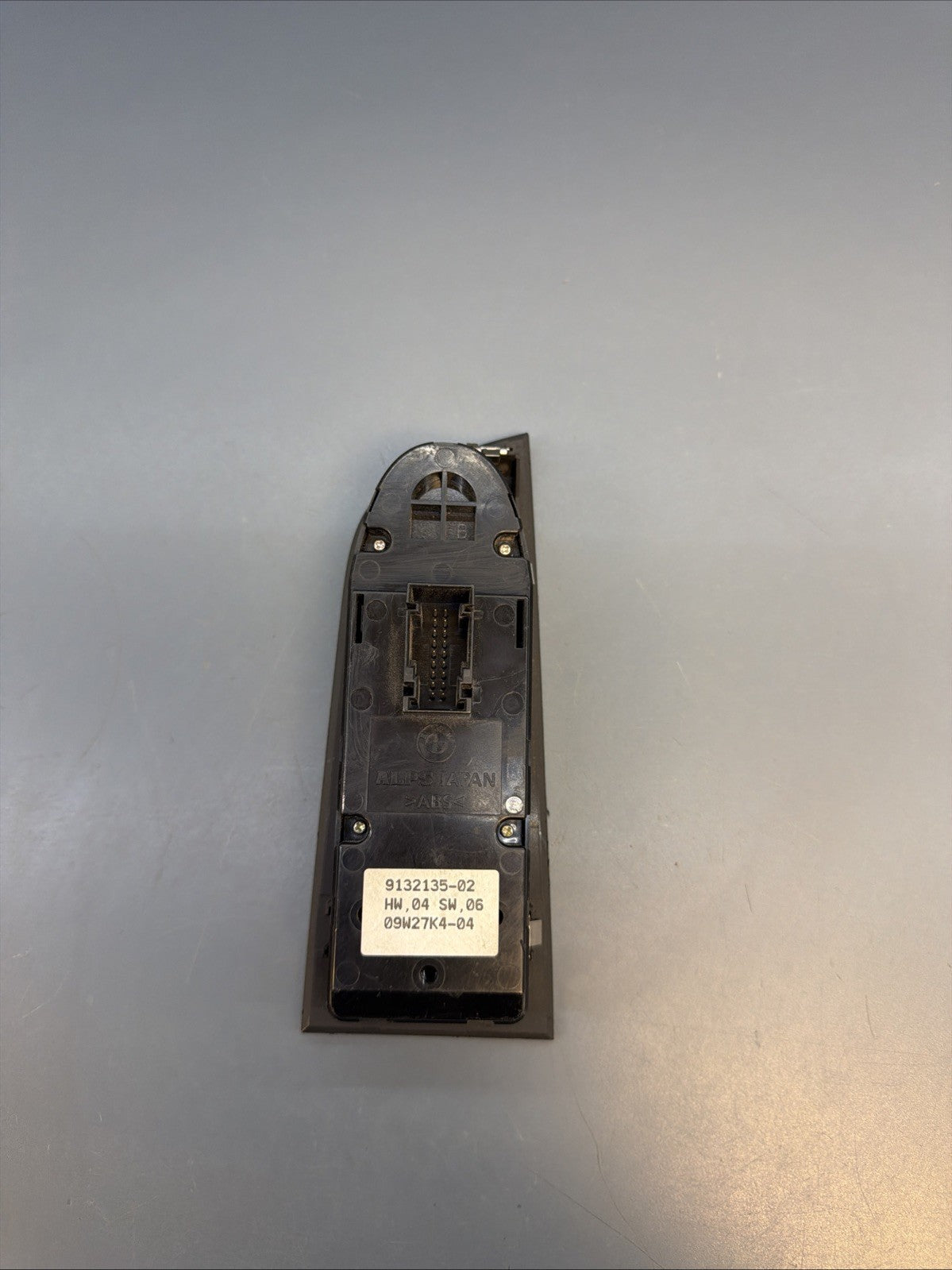 BMW 06-12 E90 LEFT DRIVER SIDE MASTER POWER WINDOW MIRROR SWITCHES OEM 9132135