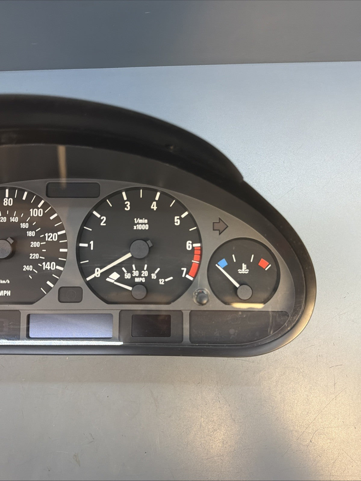 BMW E46 325I SPEEDOMETER INSTRUMENT DASH GAUGE CLUSTER 6911295 AUTO 167K