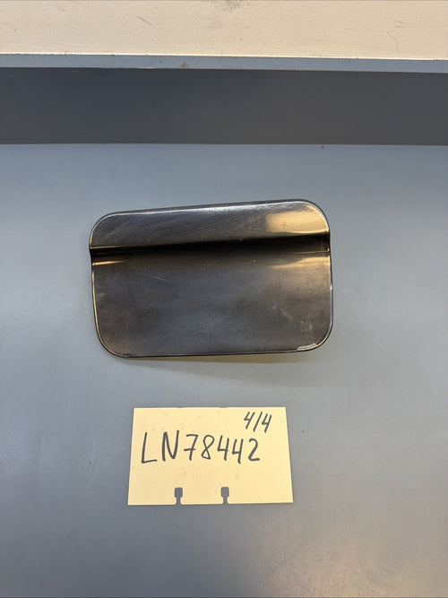 01-06 BMW E53 X5 Fuel Gas Door Lid BLACK 1407706