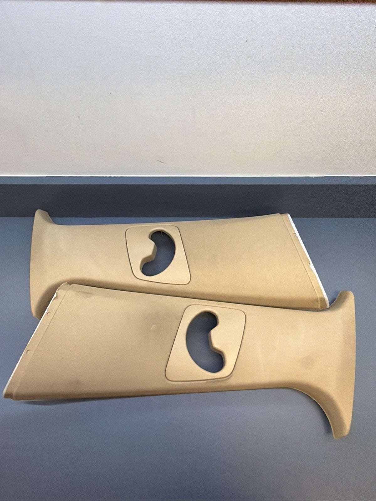 07-13 BMW E70 X5 Right & Left Side Trim Upper B Pillar TAN OEM 7129751