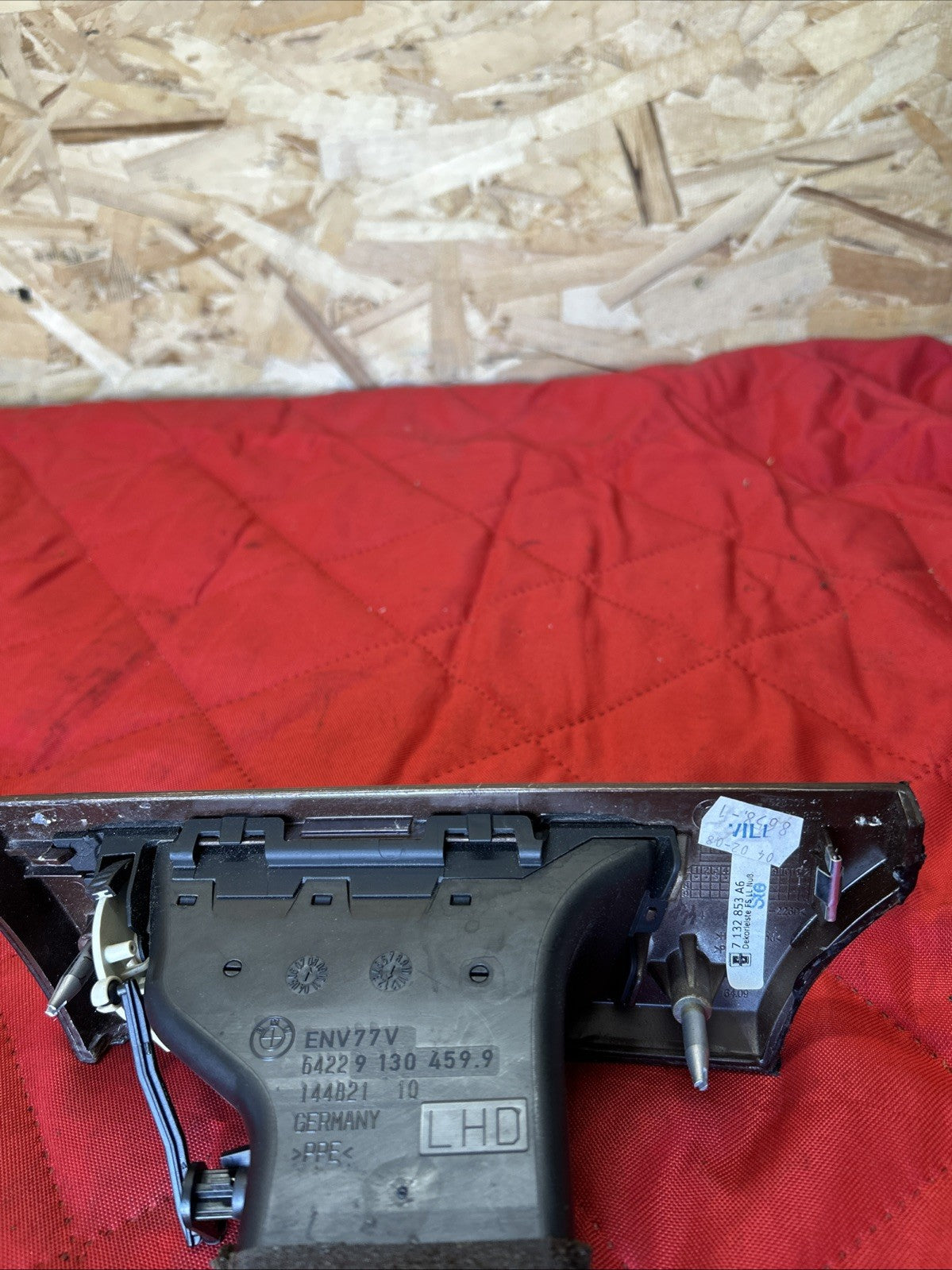 06-13 OEM BMW E90 E92 E93 335 328 M3 Left Driver Side Dashboard Air Vent 9130459