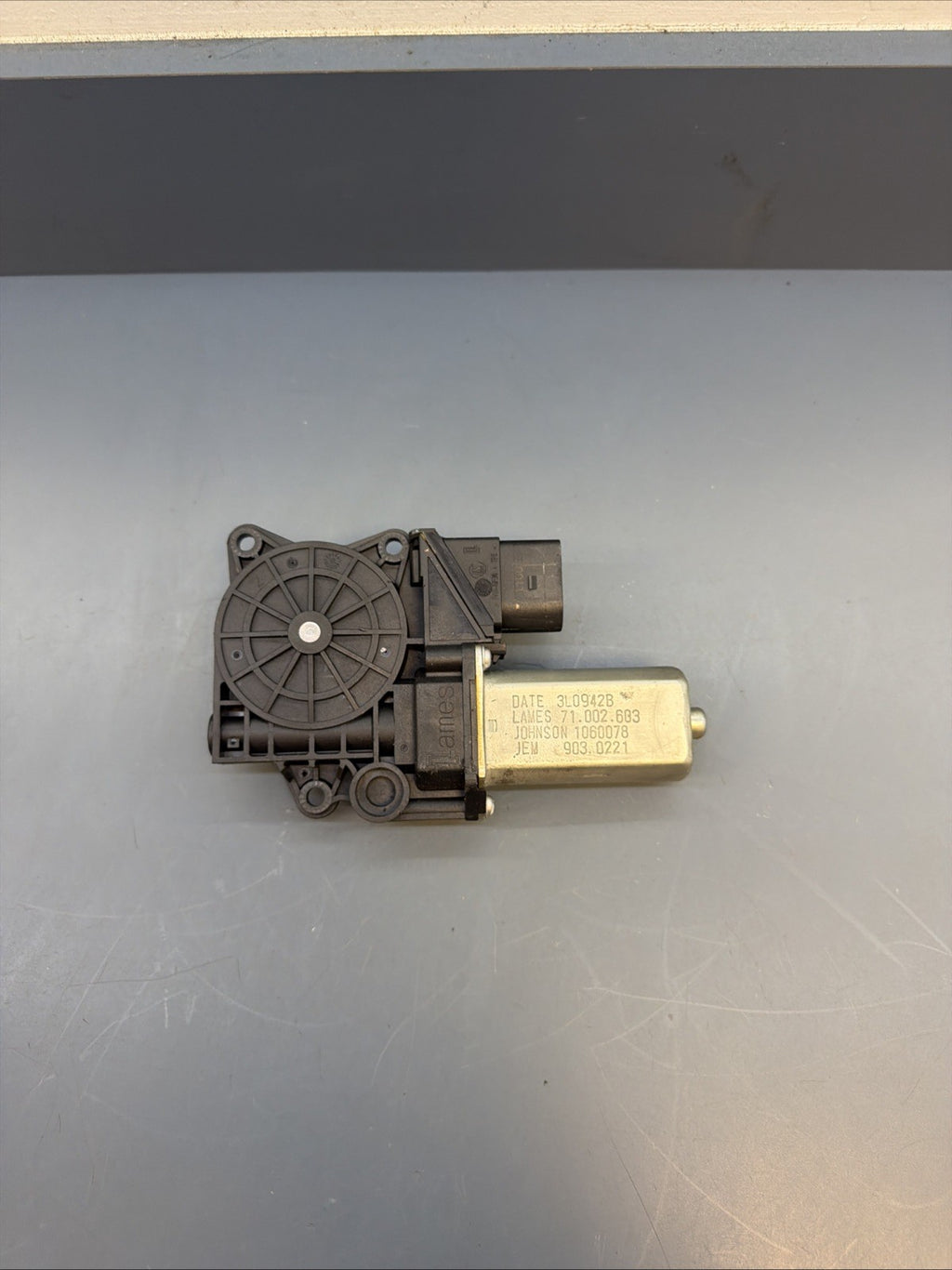 07-13 BMW E90 335i 328i Rear Left Back Door Power Window Motor Unit 71002603 OEM