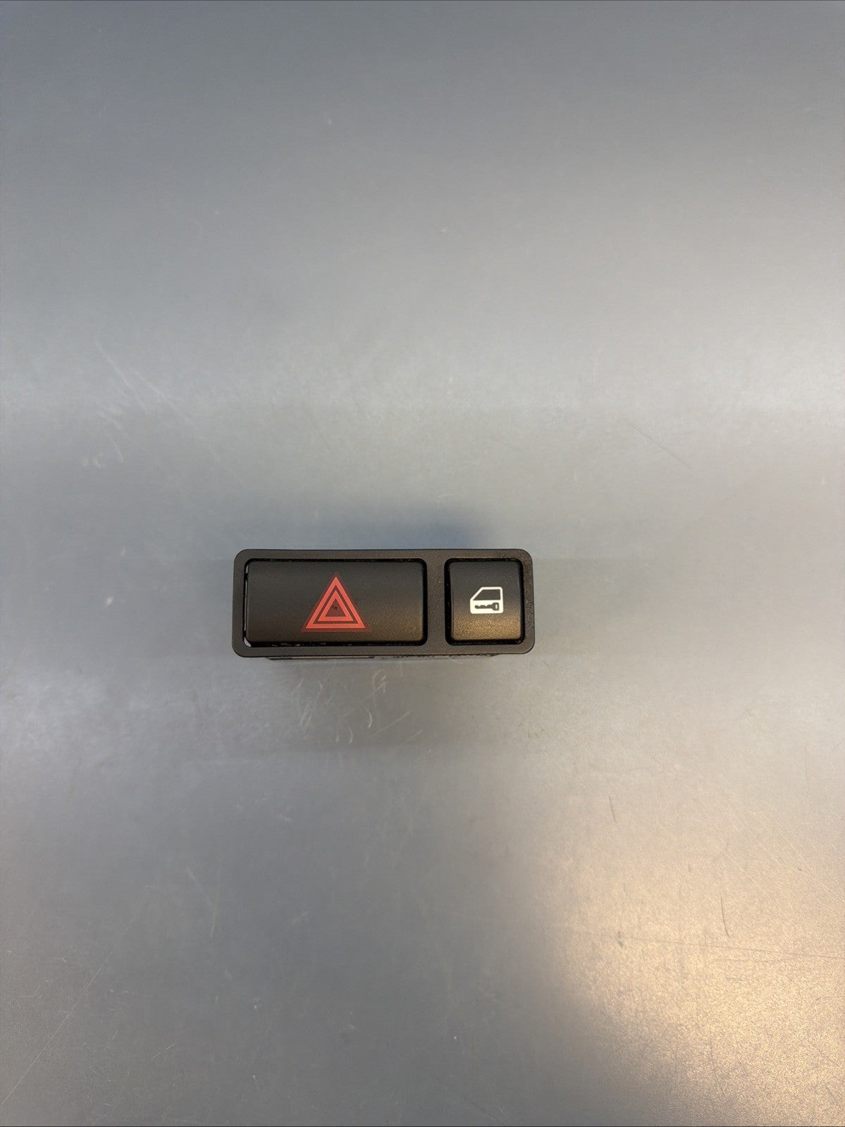 2000-2006 BMW E53 X5 E46 3 Series Hazard Locking Switch OEM 8368920