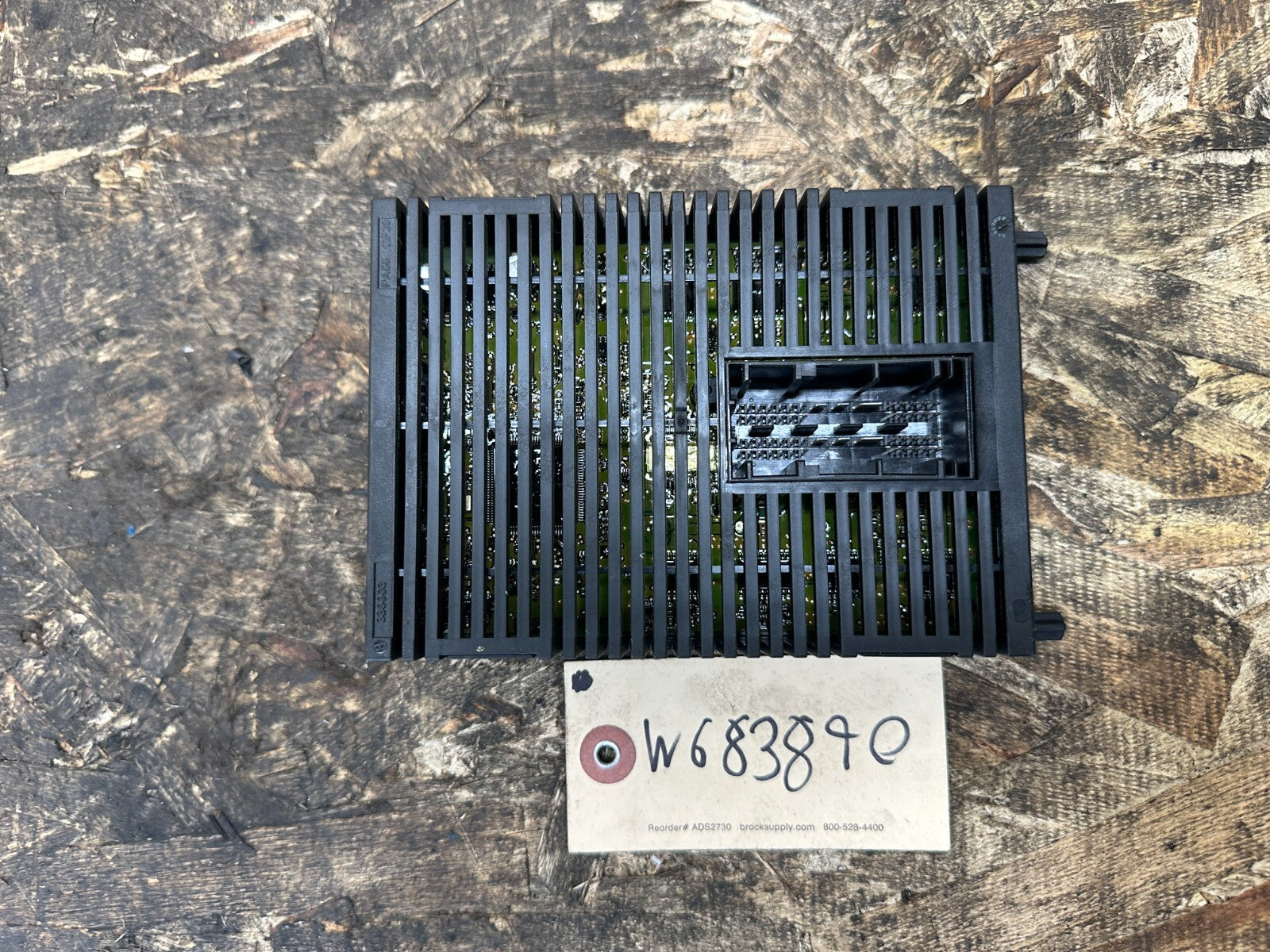 BMW 2003-2006 E83 X3 PRE LCI FOOTWELL LIGHTING CONTROL MODULE OEM 3420784