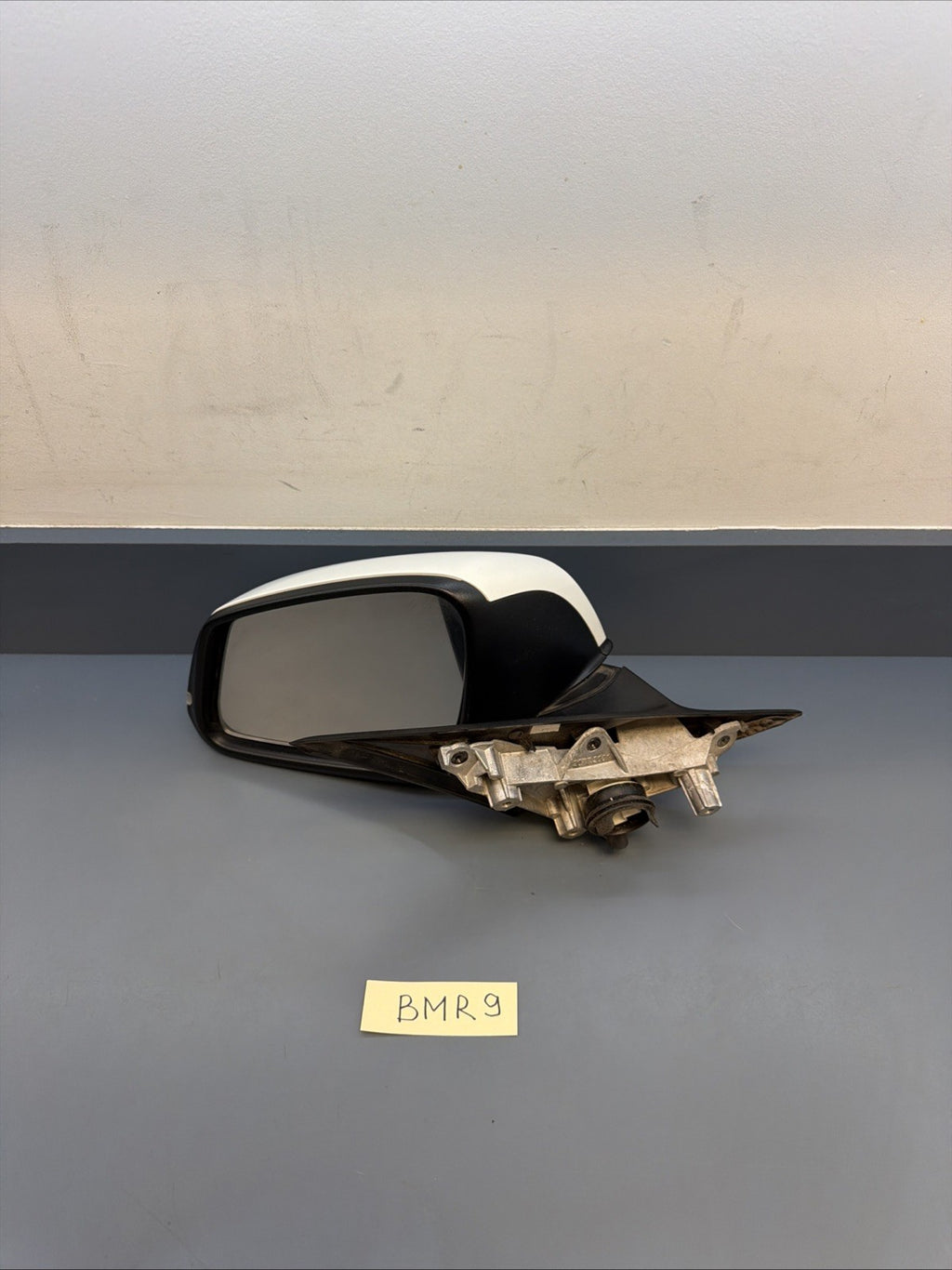 12-18 BMW F30 328i 330i 335i 340i Left Driver Side Rear View Mirror 021185 OEM