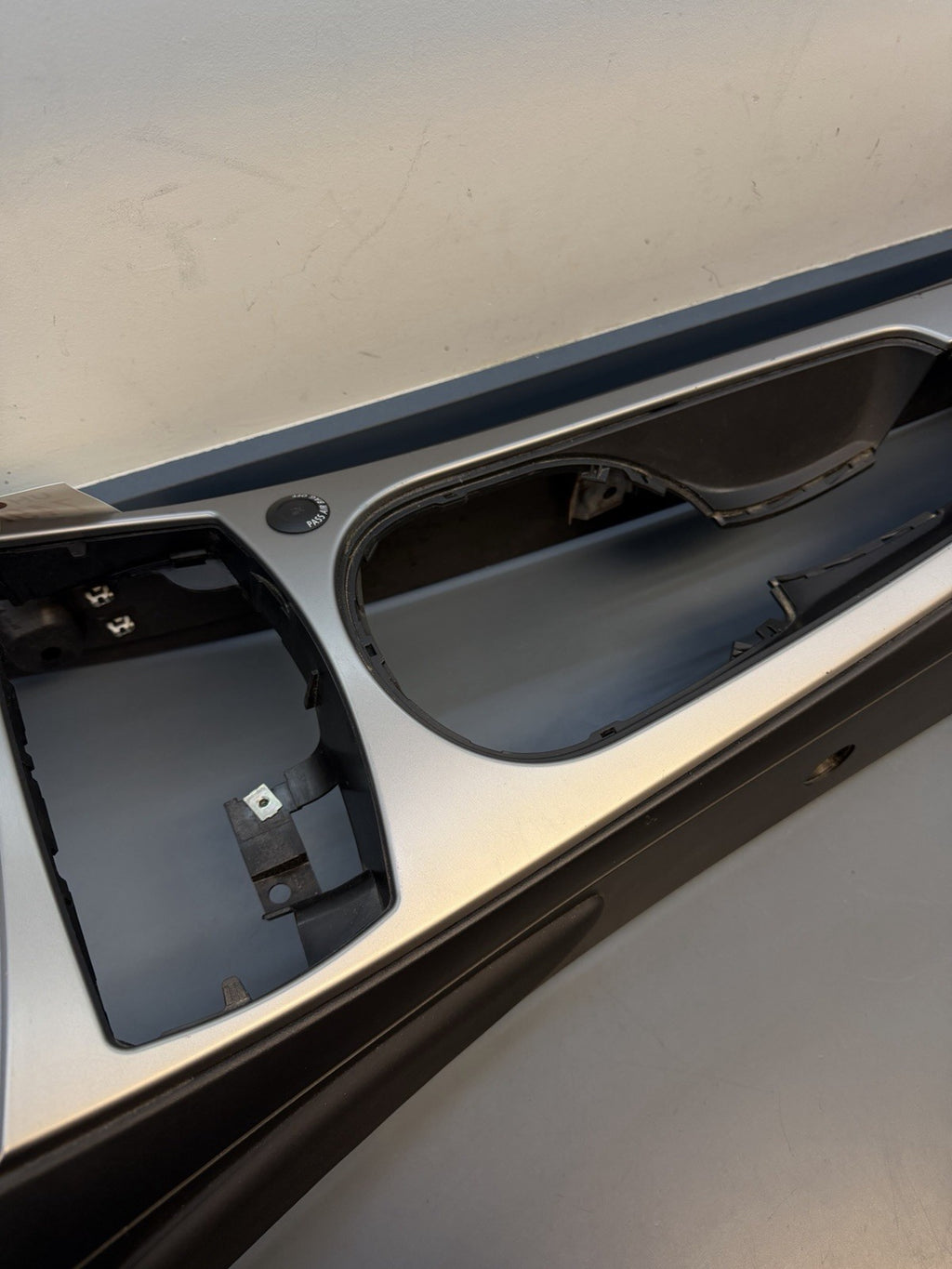 03-08 BMW E85 E86 Z4 Center Console Base Silver Trim Panel Cover OEM 7053115