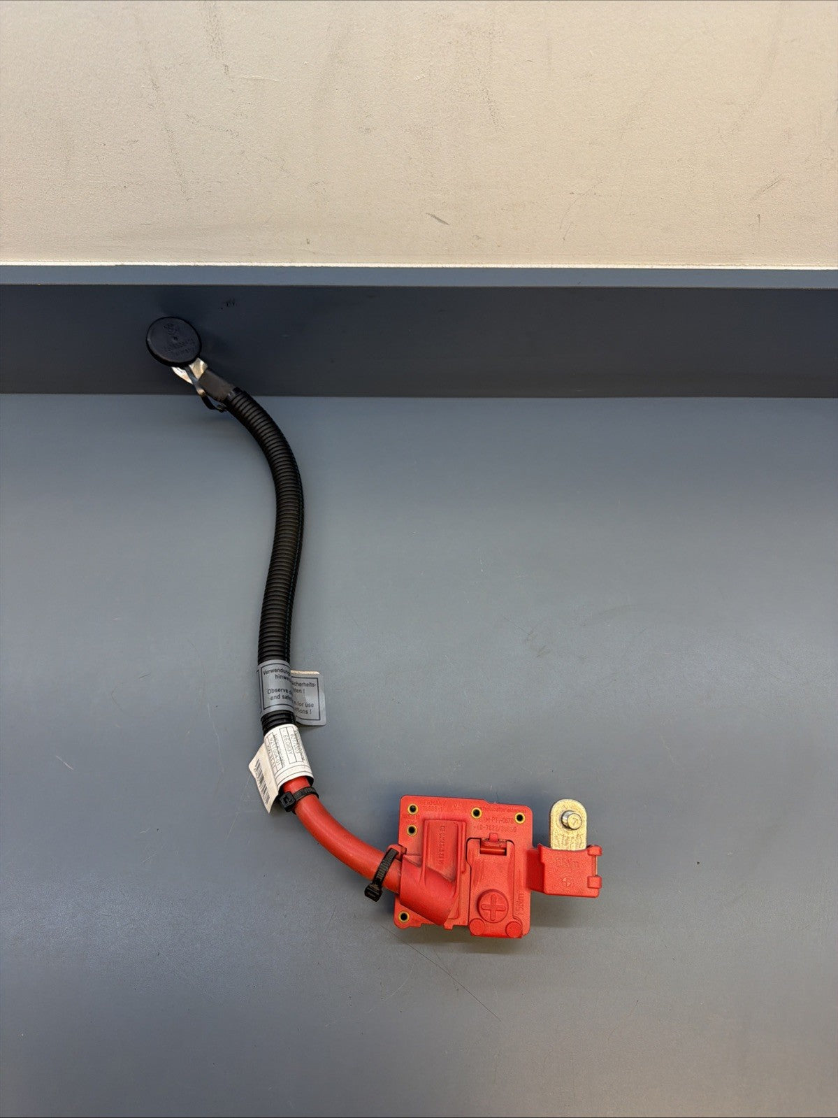 OEM BMW E70 E71 X5 X6 X5M X6M Battery Plus Pole Terminal Positive Cable 9217004